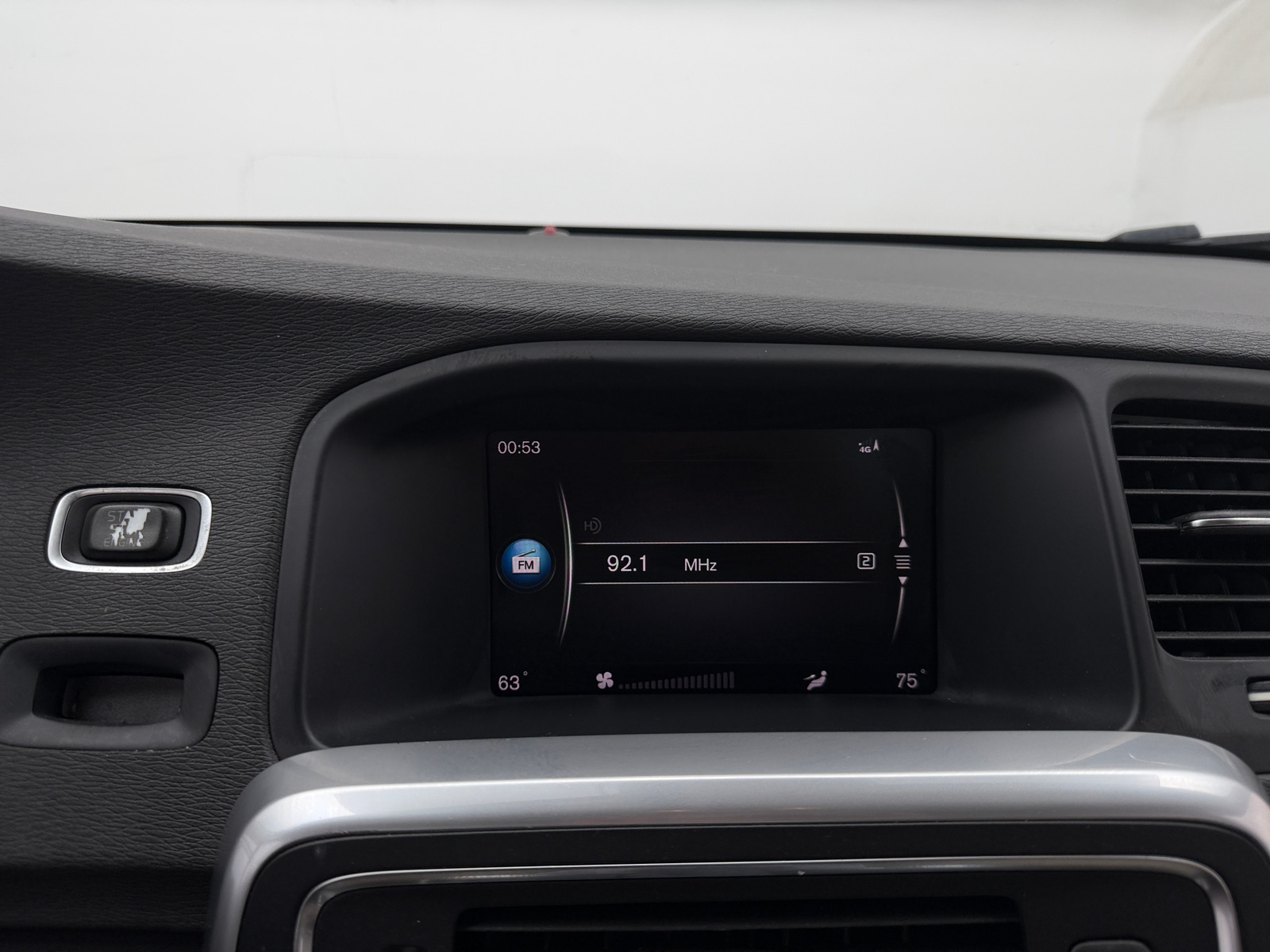 Thumbnail: 2018 Volvo S60 - 4