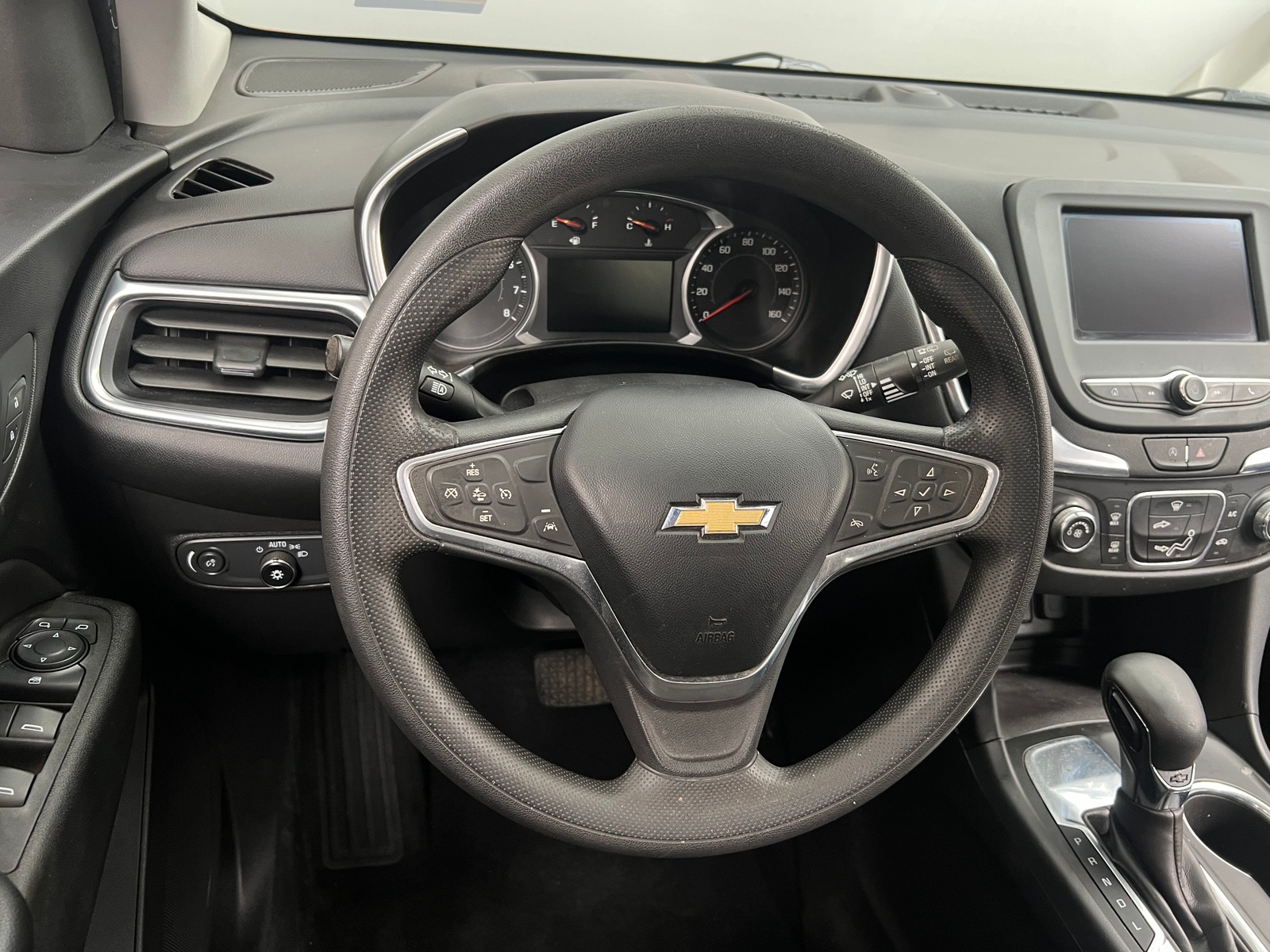 Thumbnail: 2022 Chevrolet Equinox - 5