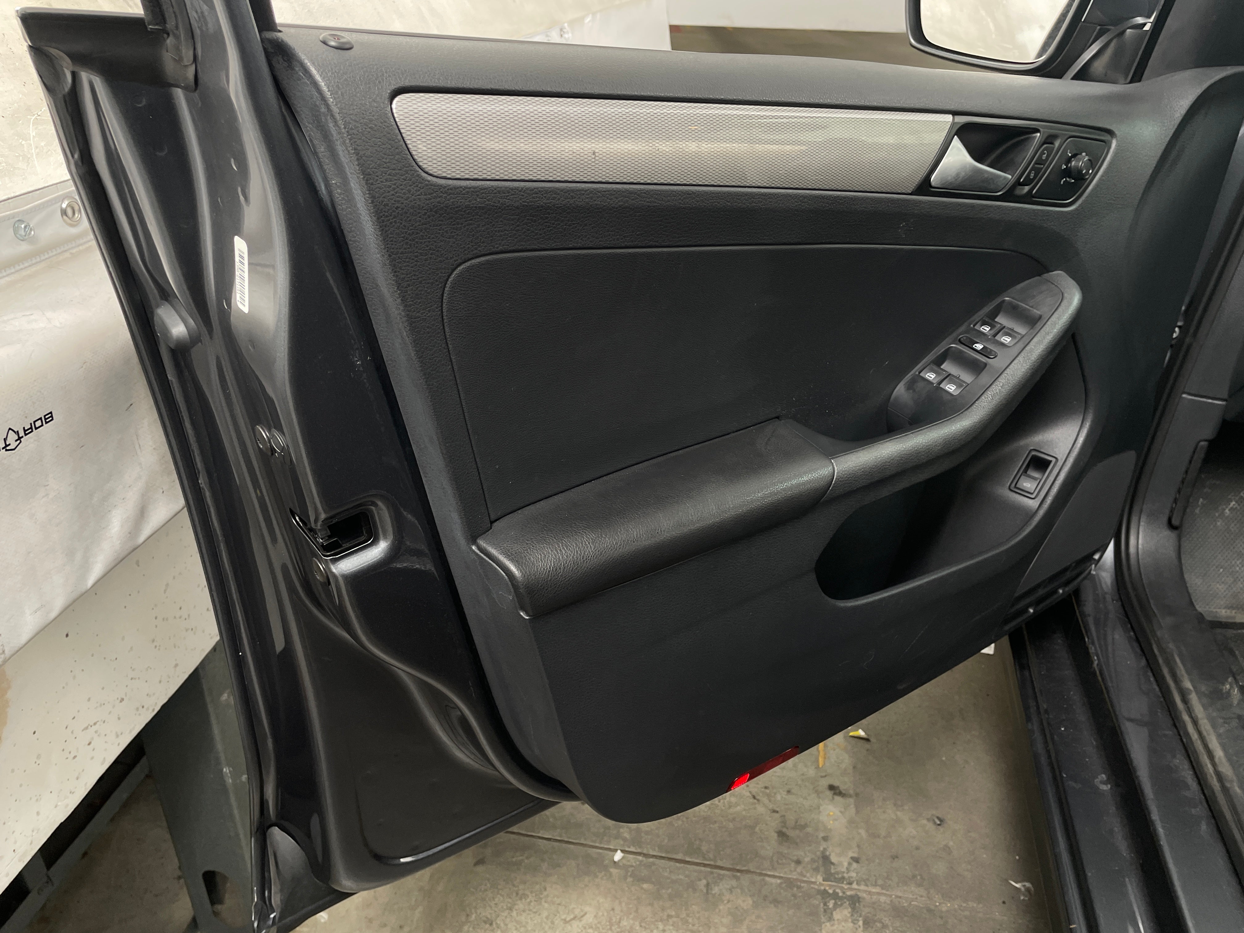Used 2017 Volkswagen Jetta S with VIN 3VW2B7AJ4HM272219 for sale in Pewaukee, WI