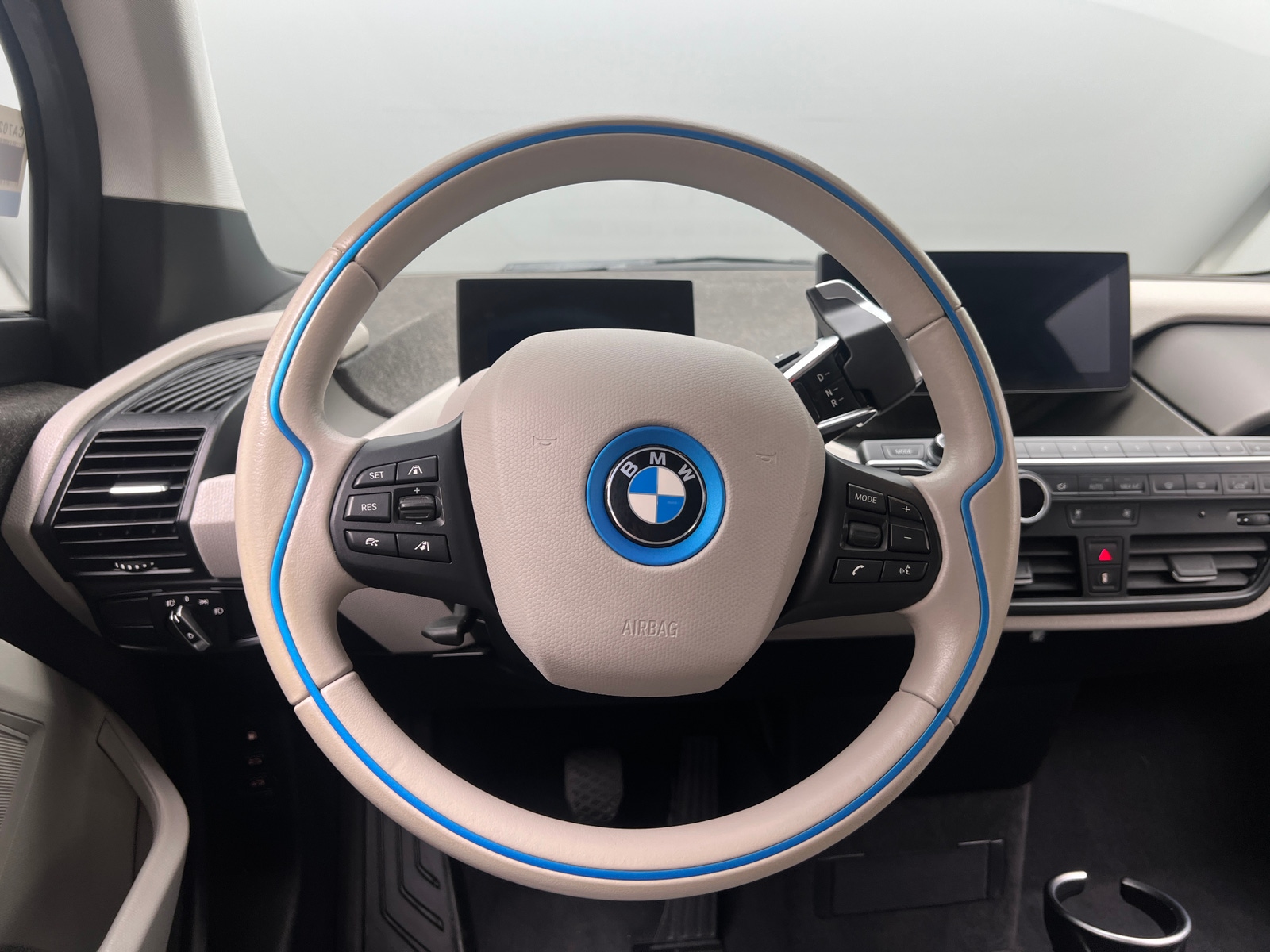 Thumbnail: 2018 BMW i3 - 5
