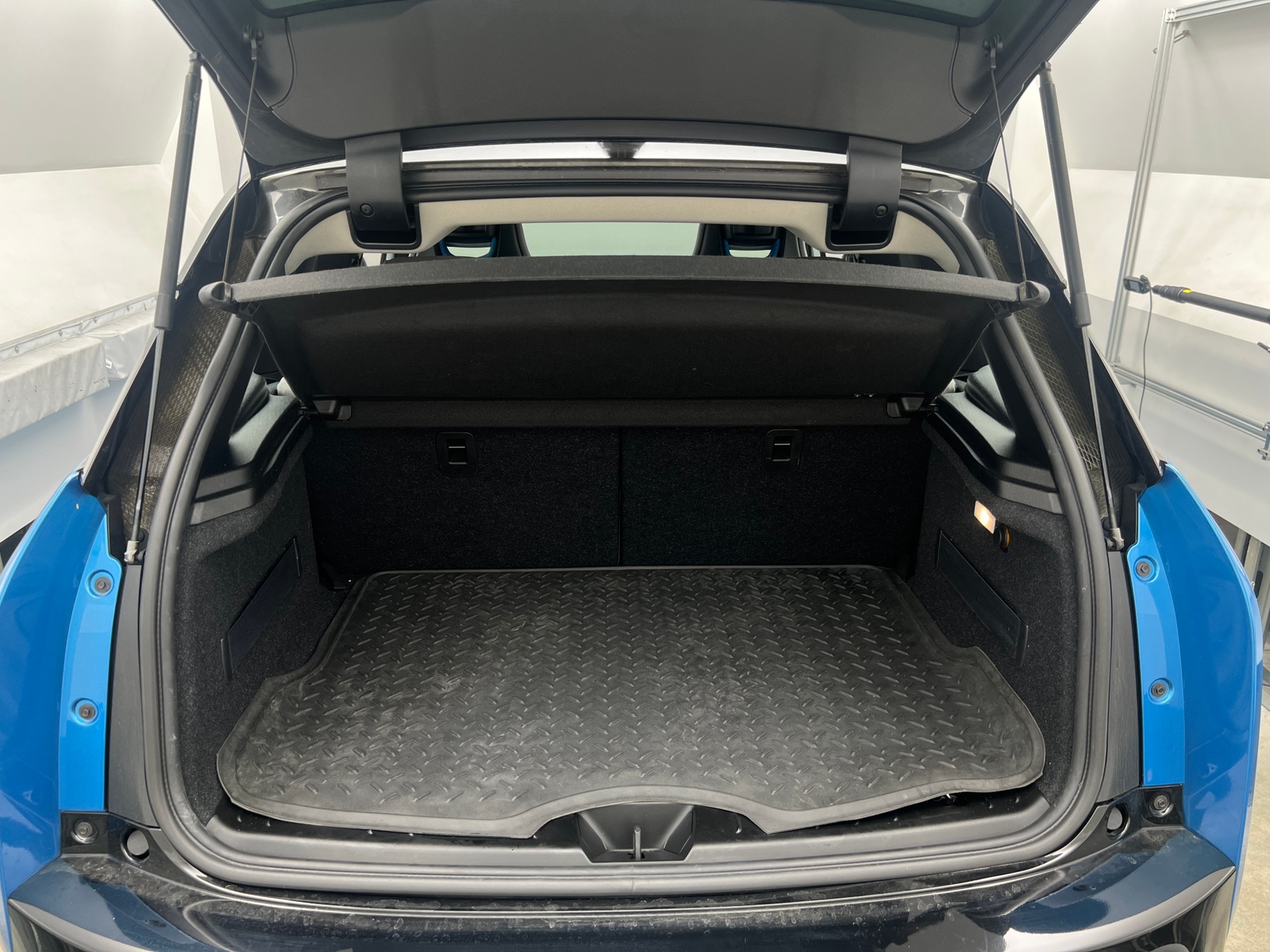 Thumbnail: 2018 BMW i3 - 7
