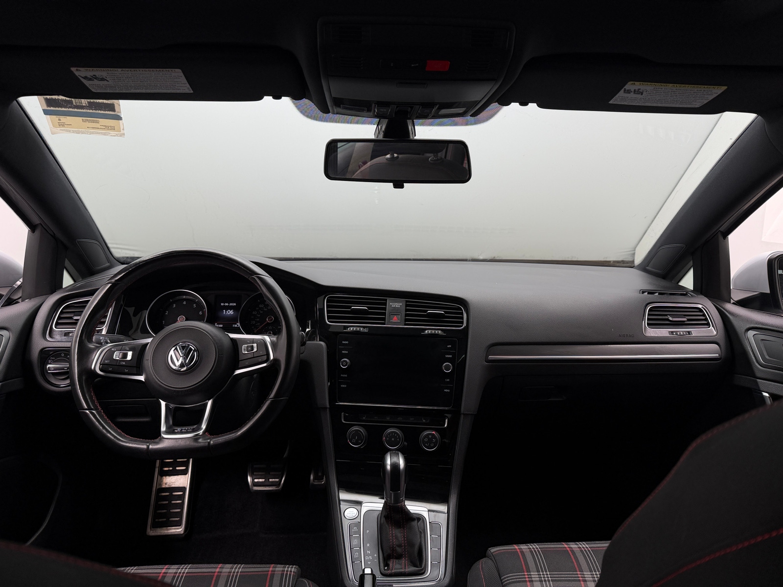 Thumbnail: 2018 Volkswagen Golf - 3