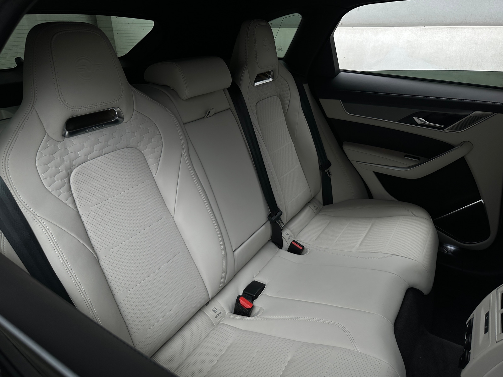 Thumbnail: 2025 Jaguar F-Pace - 6