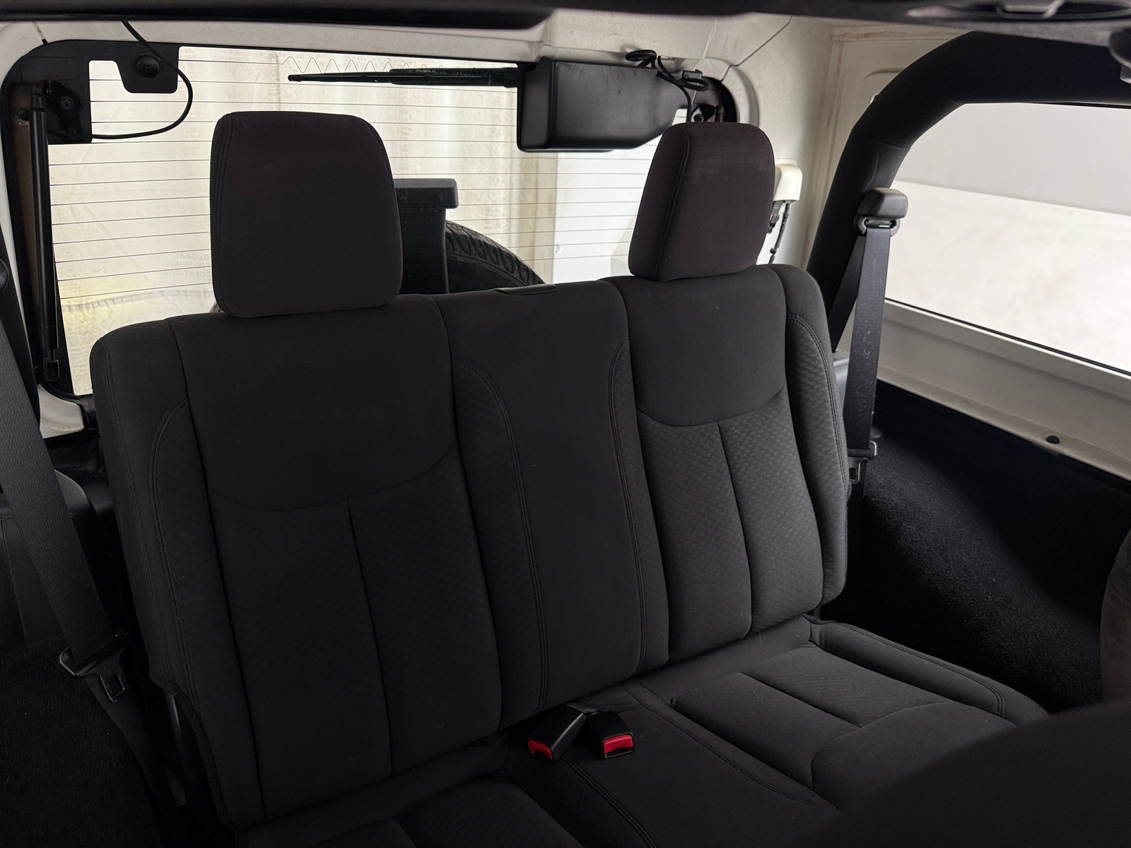 Thumbnail: 2016 Jeep Wrangler - 6