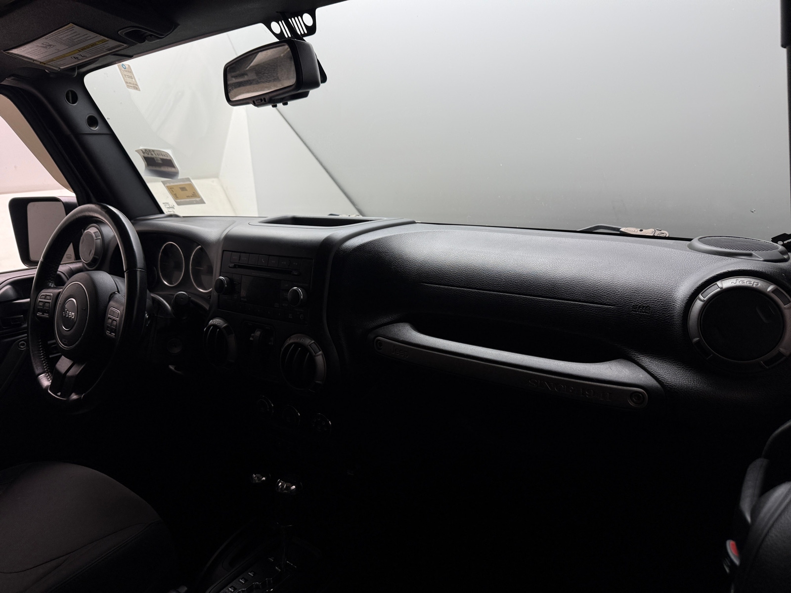 Thumbnail: 2016 Jeep Wrangler - 3
