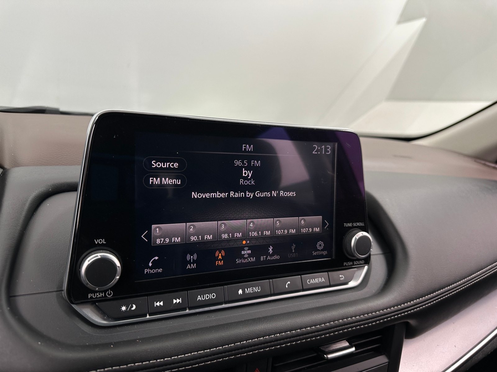 Thumbnail: 2023 Nissan Rogue - 4