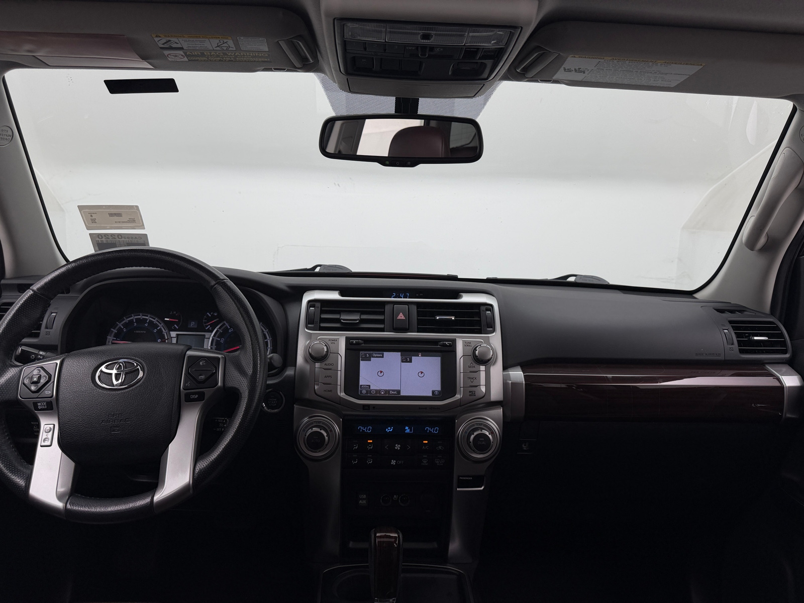 Thumbnail: 2016 Toyota 4Runner - 3