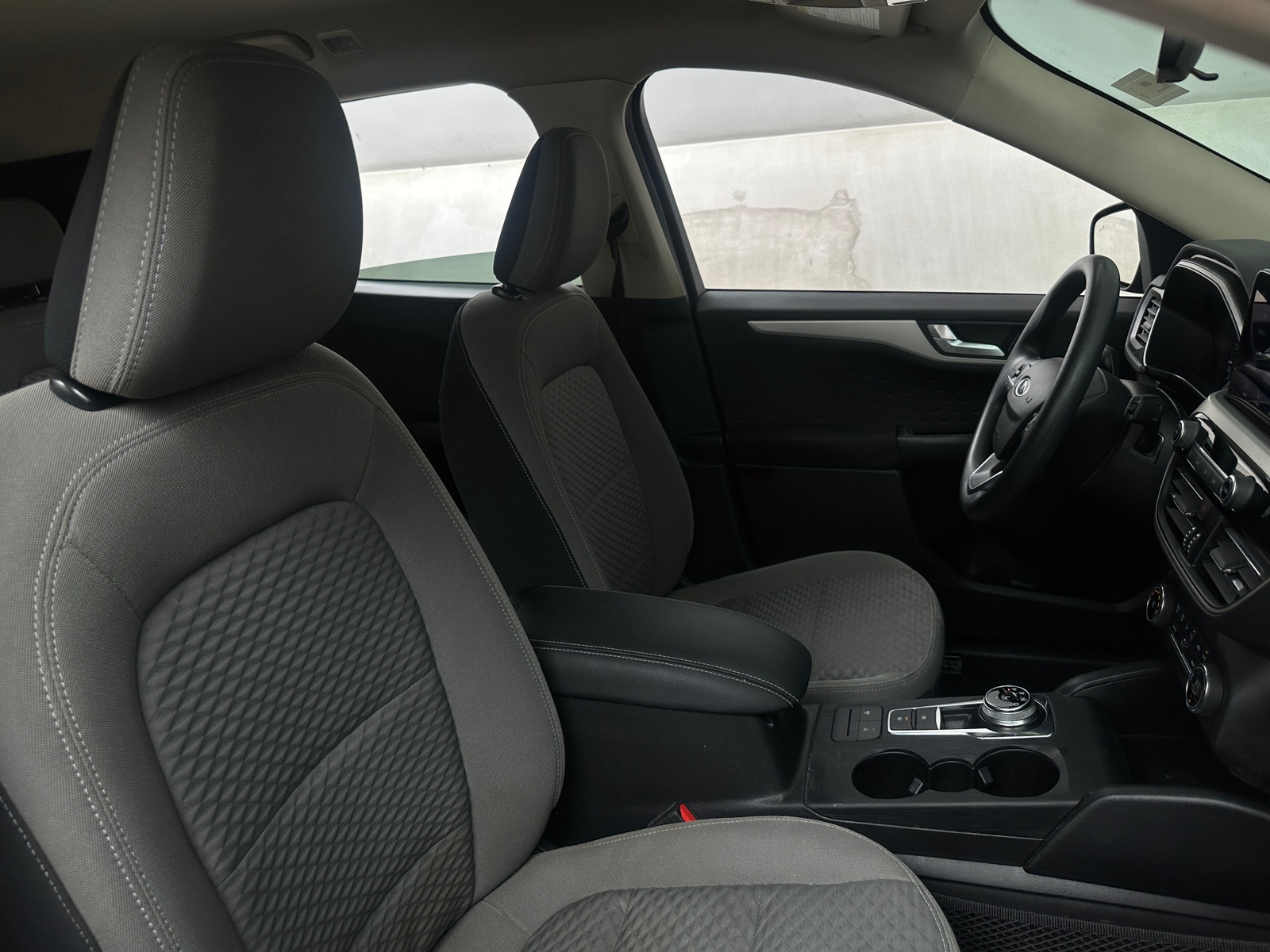 Thumbnail: 2020 Ford Escape - 2