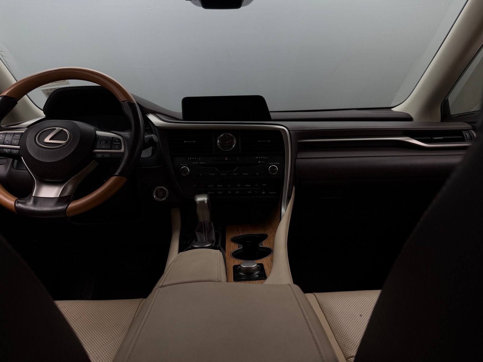Thumbnail: 2018 Lexus RX - 3