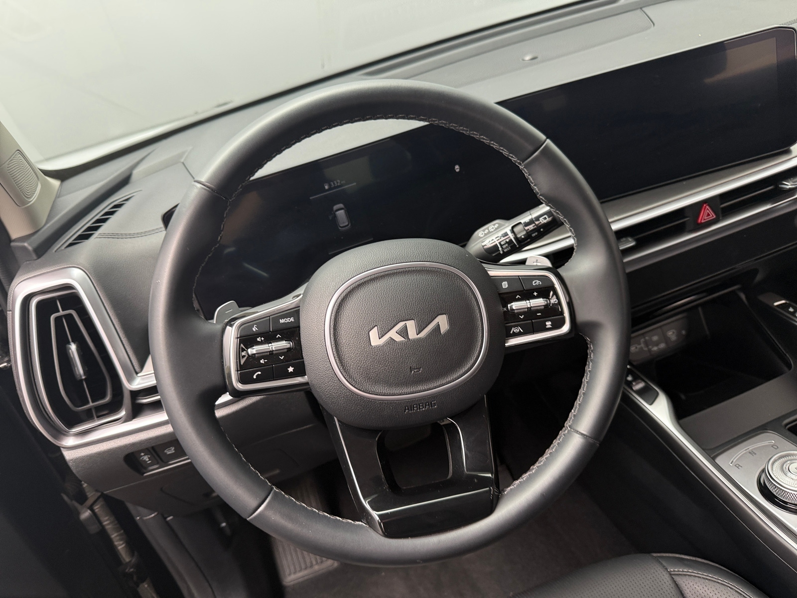 Thumbnail: 2025 Kia Sorento - 4