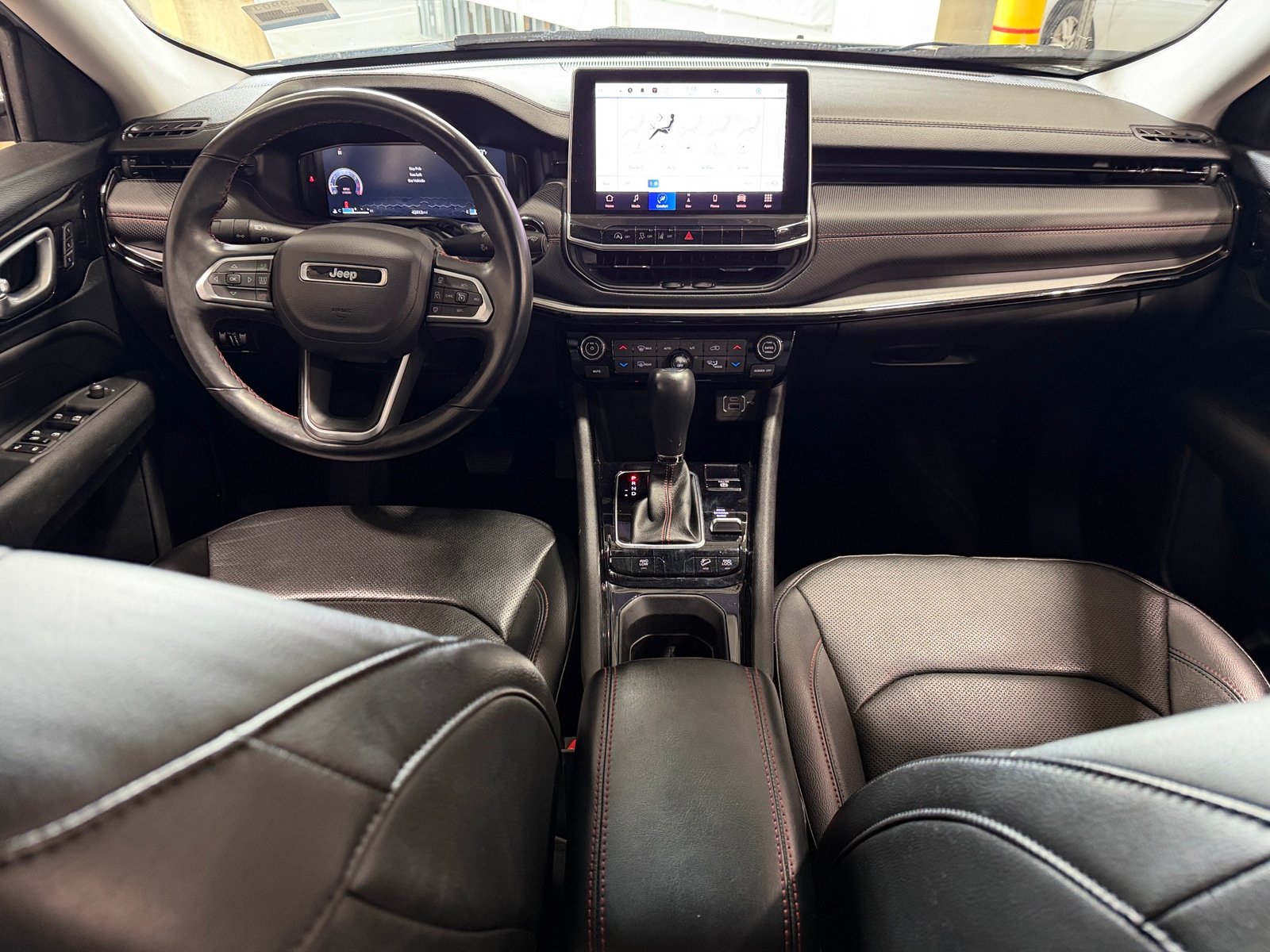 Thumbnail: 2022 Jeep Compass - 2