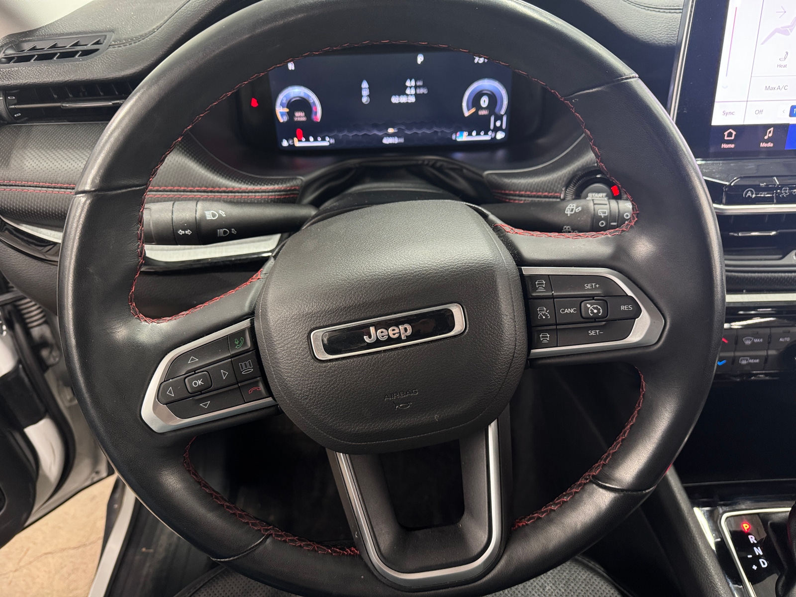 Thumbnail: 2022 Jeep Compass - 4