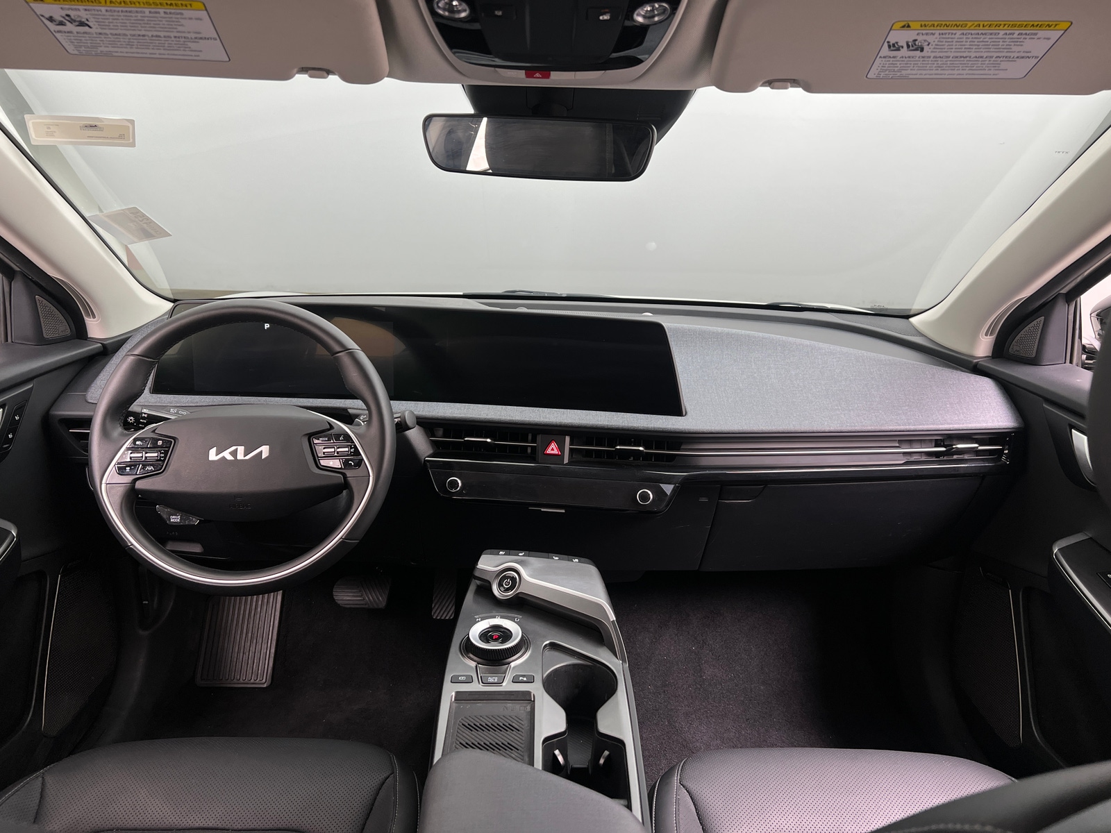 Thumbnail: 2023 Kia EV6 - 2