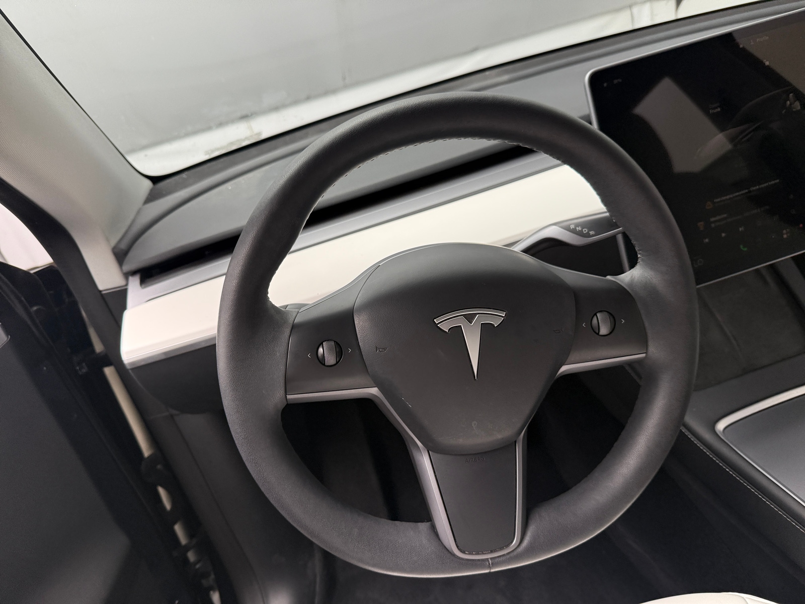 Thumbnail: 2022 Tesla Model Y - 4
