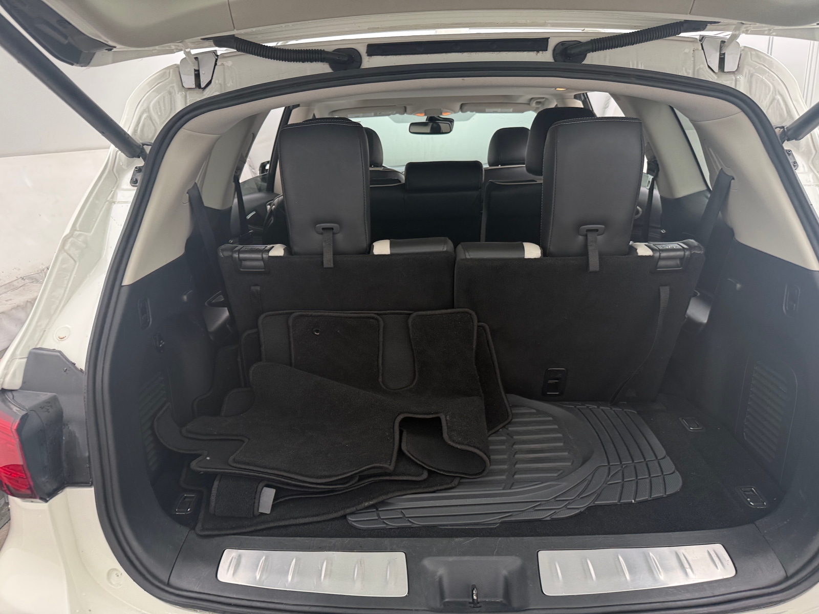 Thumbnail: 2020 INFINITI QX60 - 6