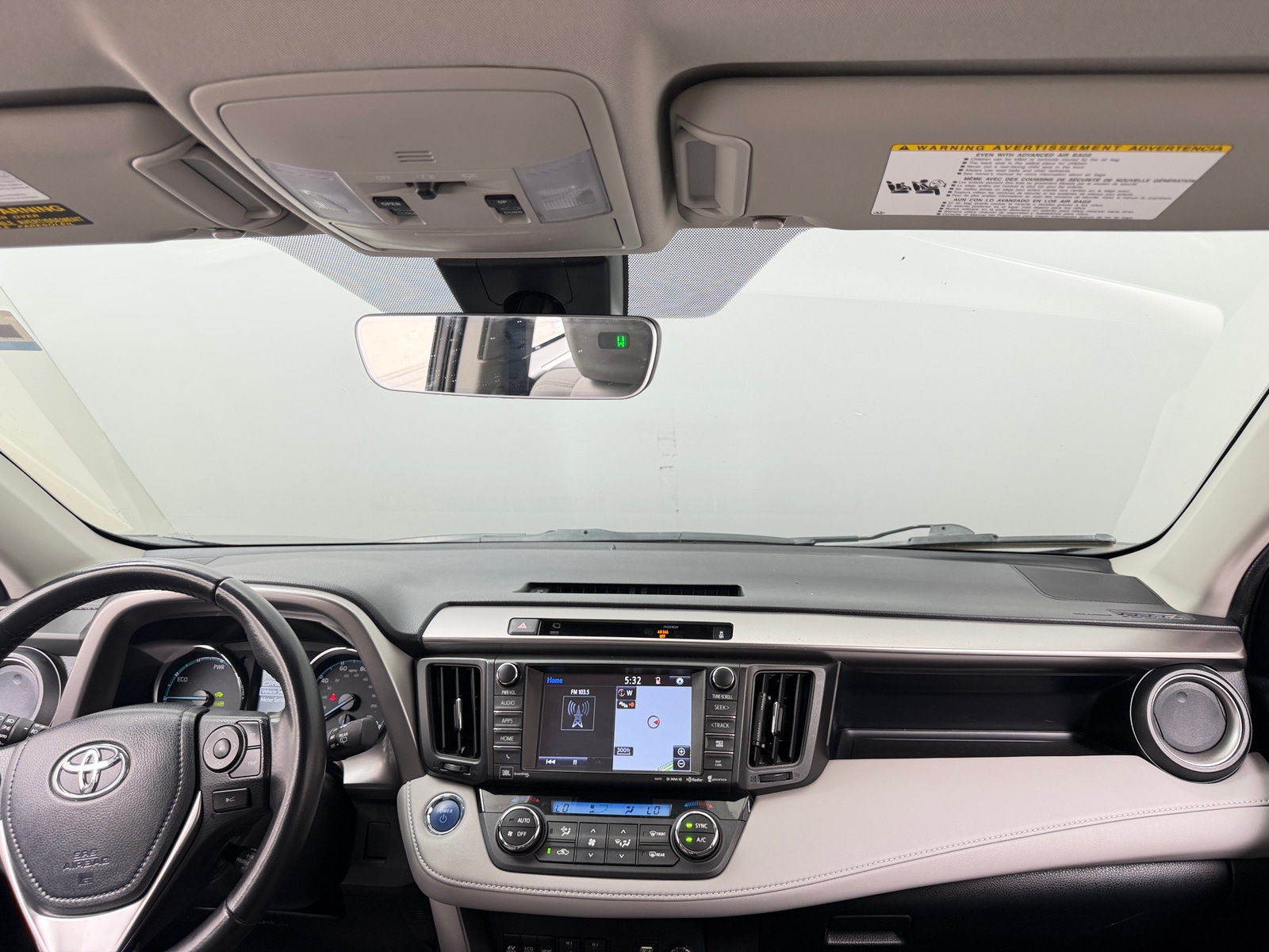 Thumbnail: 2016 Toyota RAV4 - 3