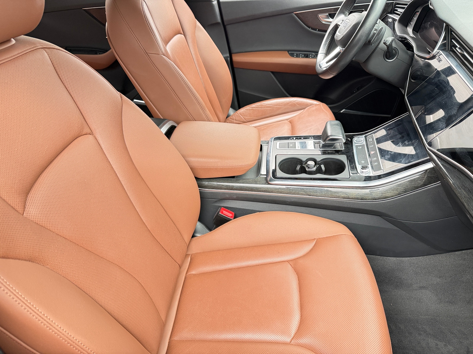 Thumbnail: 2019 Audi Q8 - 2