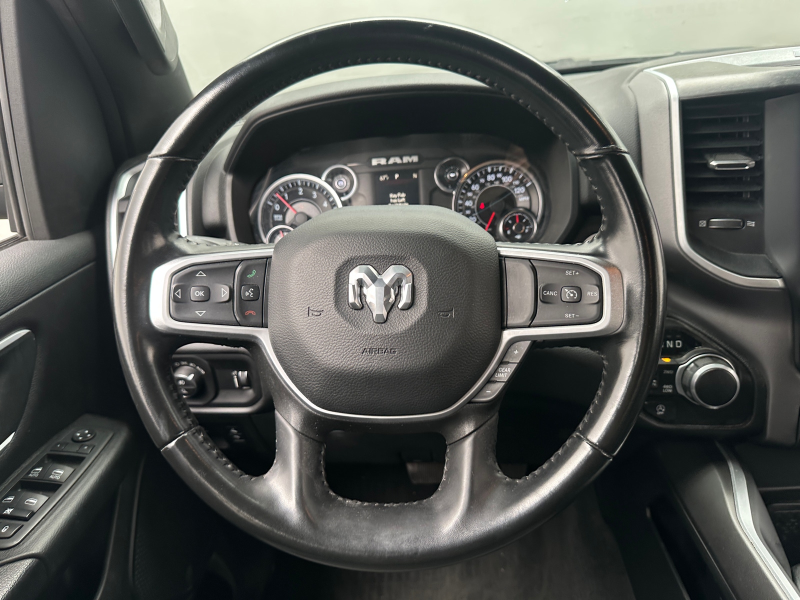 Thumbnail: 2022 RAM 1500 - 5