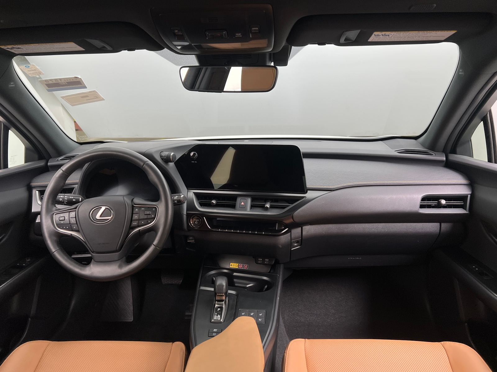 Thumbnail: 2025 Lexus UX - 3