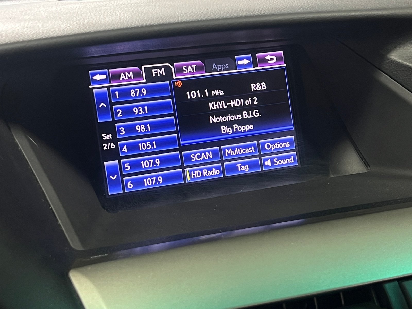 Thumbnail: 2015 Lexus RX - 4