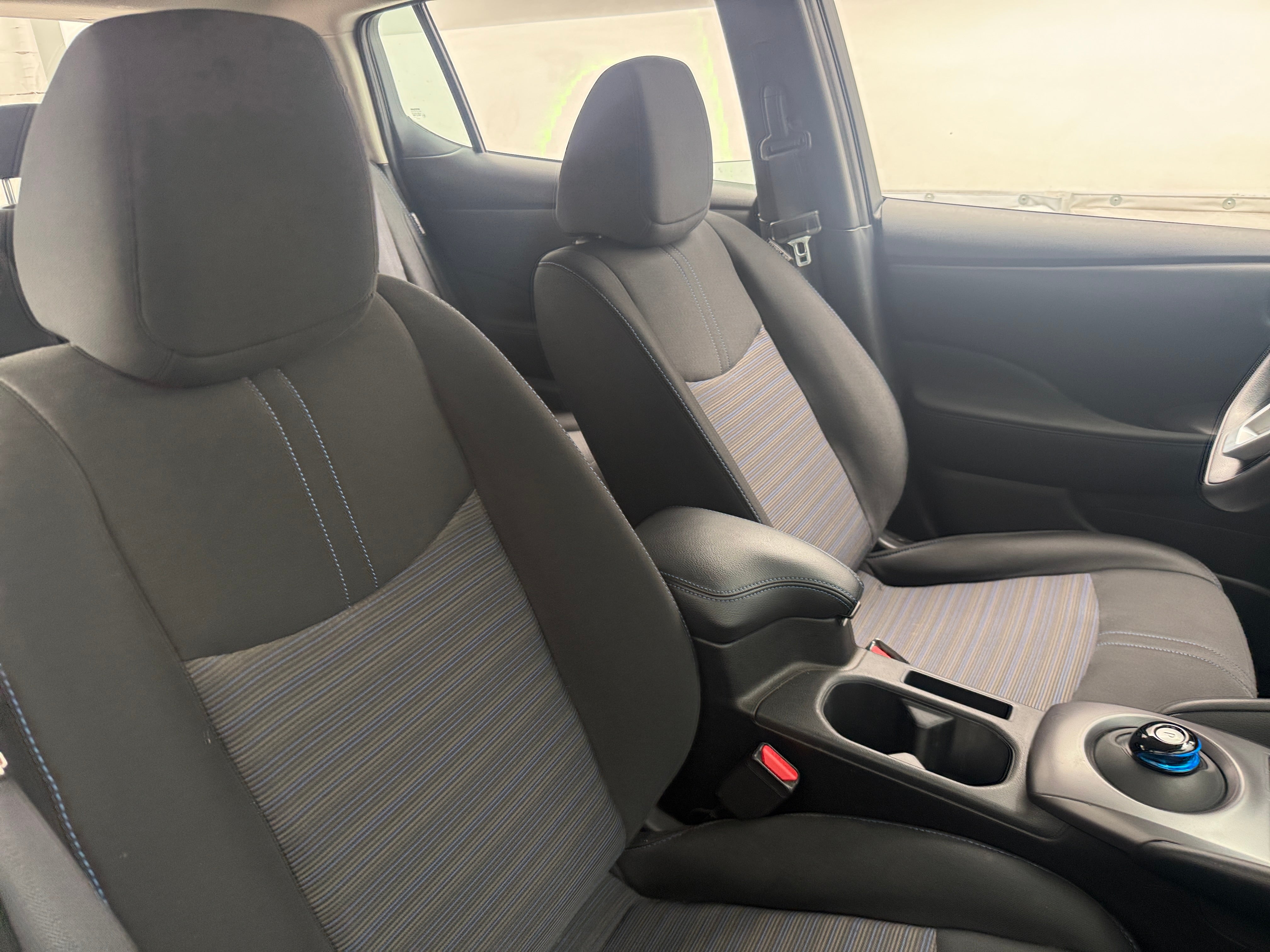 2024 Nissan LEAF S