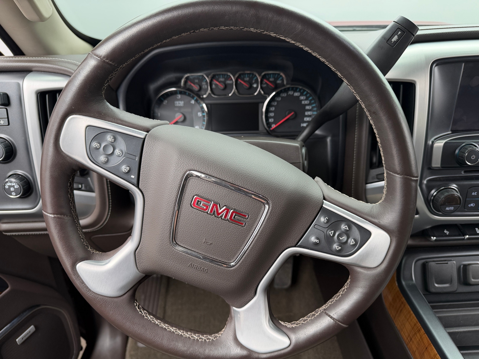 Thumbnail: 2017 GMC Sierra 2500 - 4