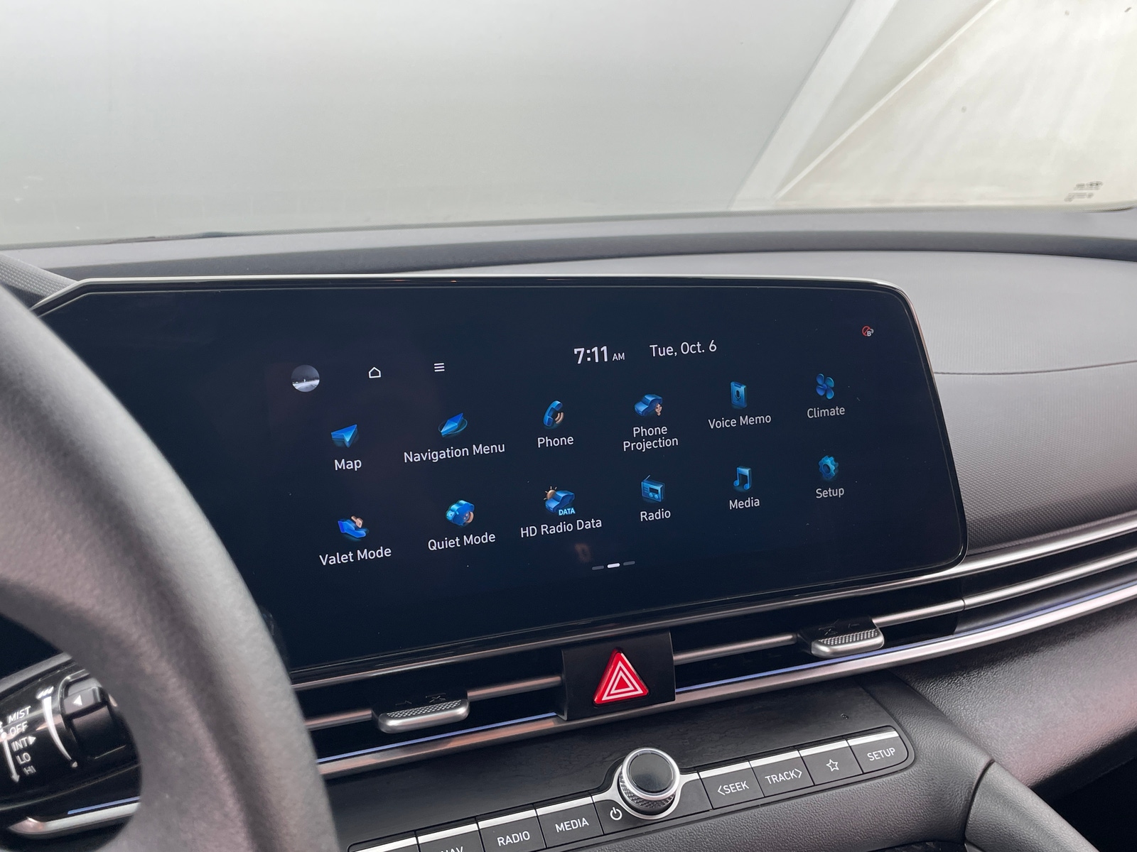 Thumbnail: 2024 Hyundai Elantra - 4