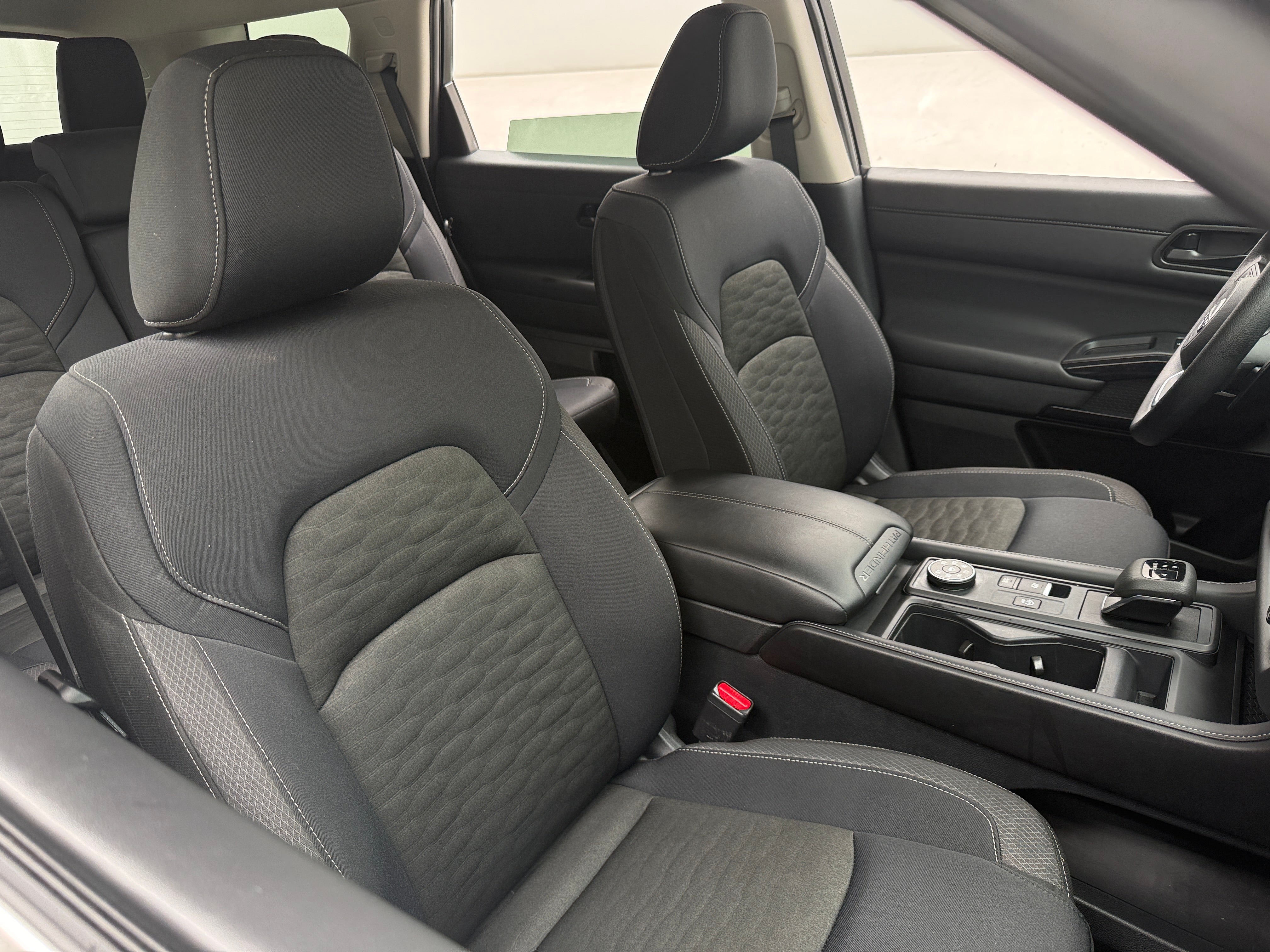 2026 Nissan Pathfinder S
