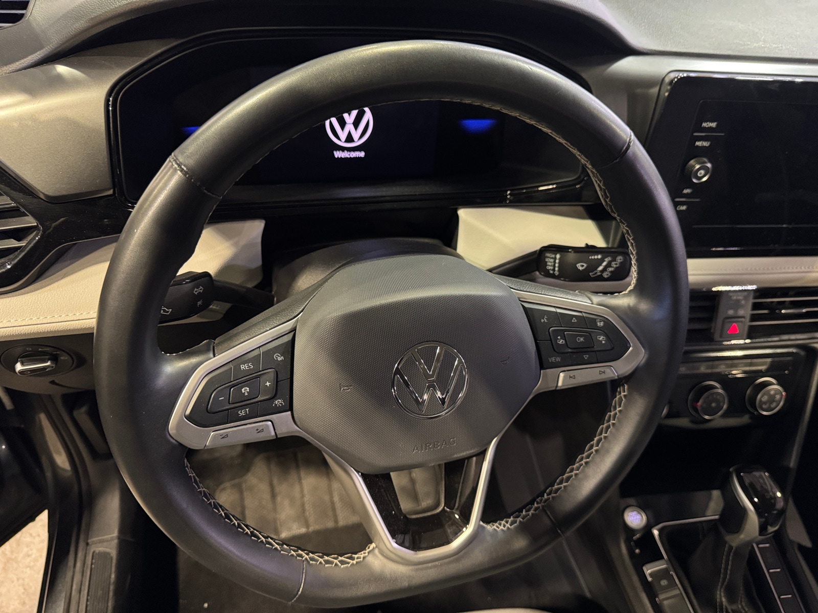 Thumbnail: 2025 Volkswagen Taos - 5
