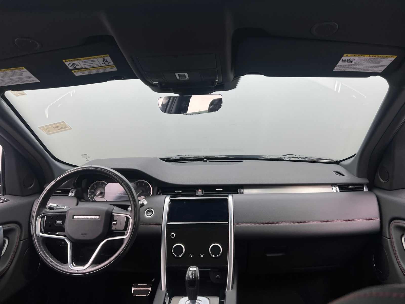 Thumbnail: 2022 Land Rover Discovery Sport - 3
