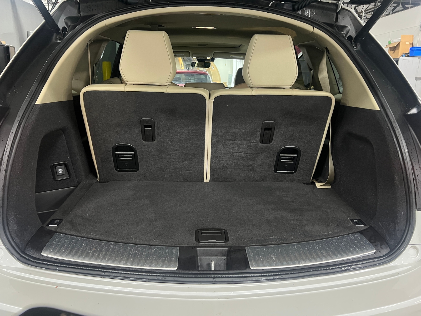 Thumbnail: 2020 Acura MDX - 6