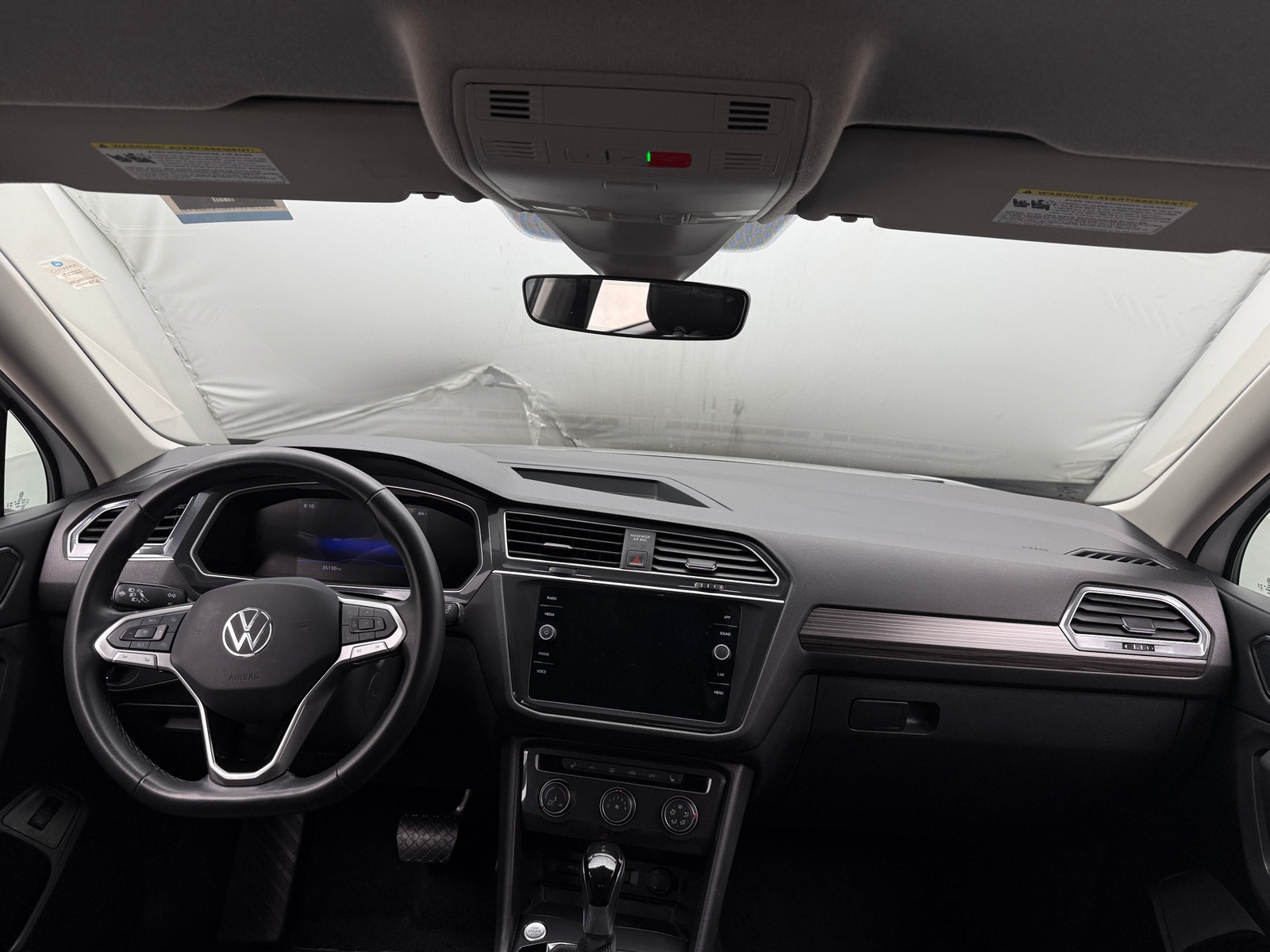 Thumbnail: 2024 Volkswagen Tiguan - 3