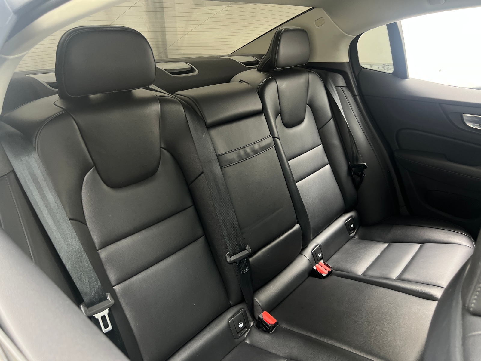 Thumbnail: 2024 Volvo S60 - 6