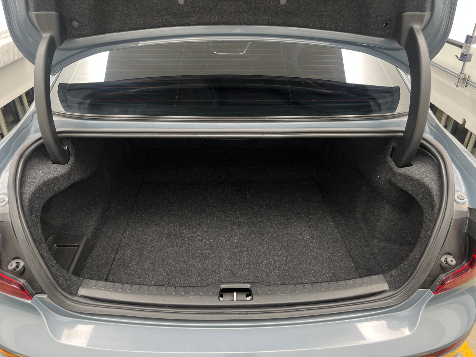 Thumbnail: 2024 Volvo S60 - 7