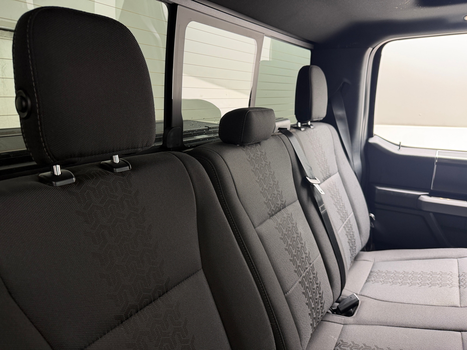 Thumbnail: 2019 Ford Econoline - 6