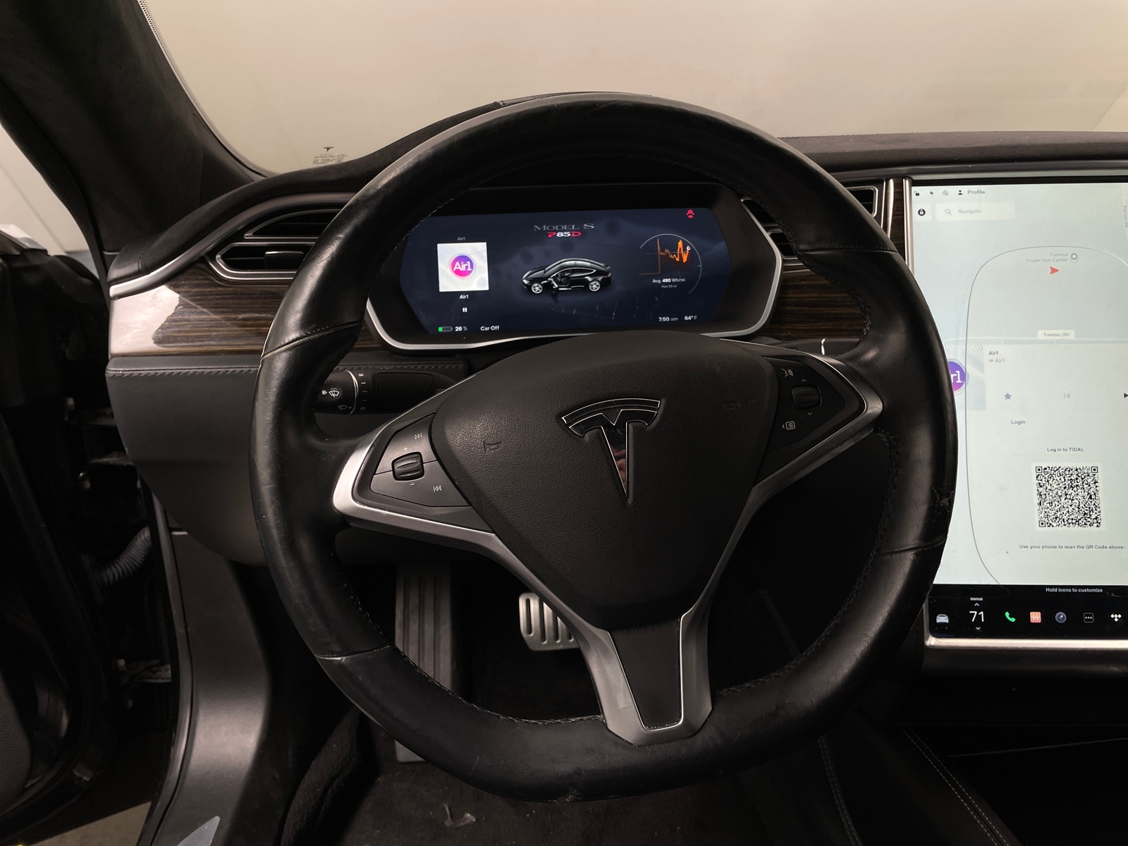 Thumbnail: 2015 Tesla Model S - 4