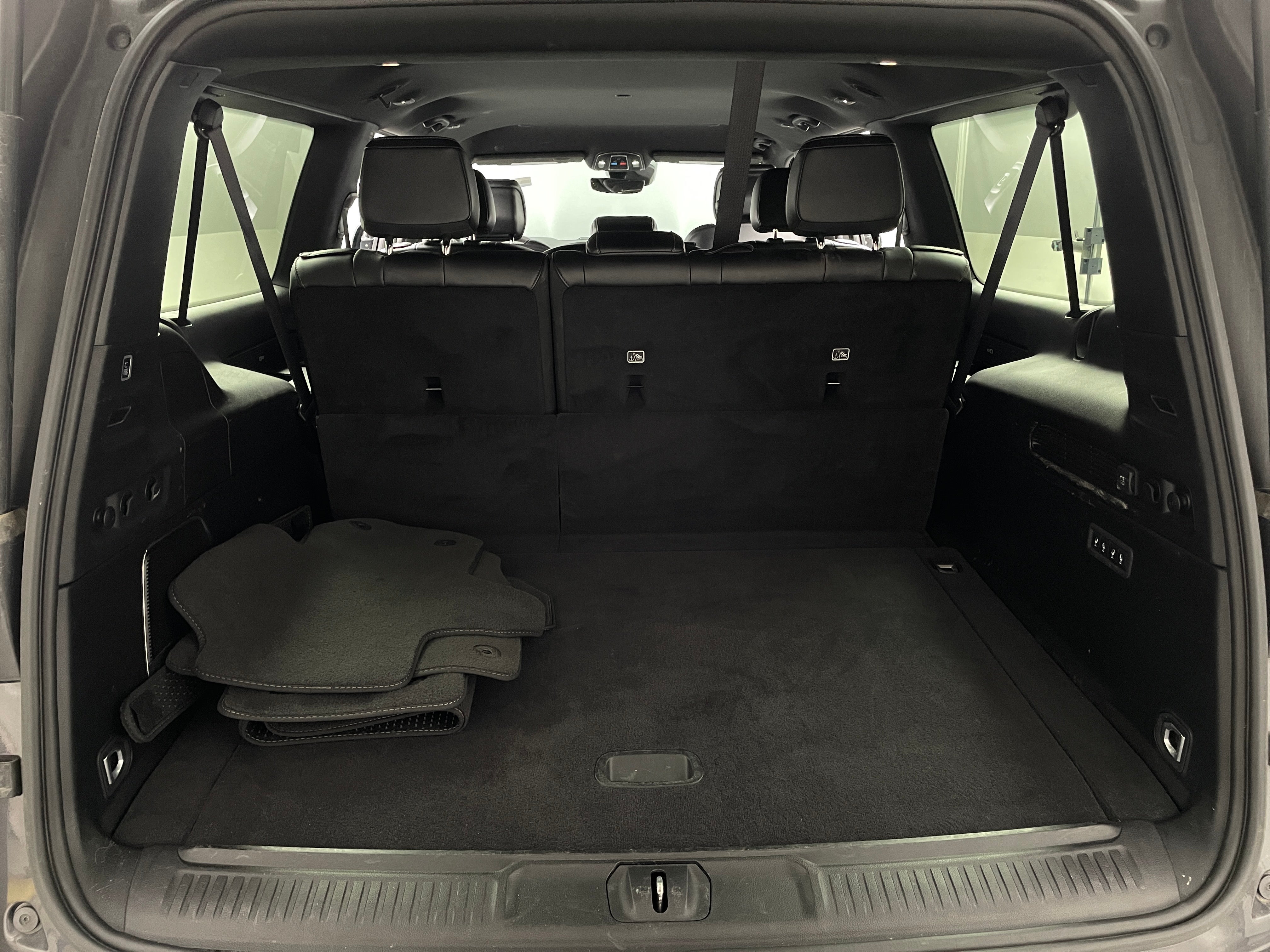 2025 Jeep Wagoneer L