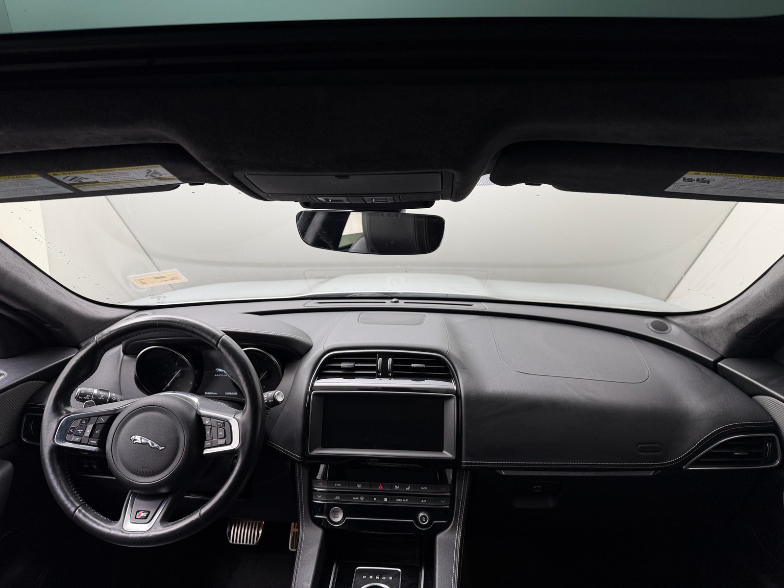 Thumbnail: 2020 Jaguar F-Pace - 2