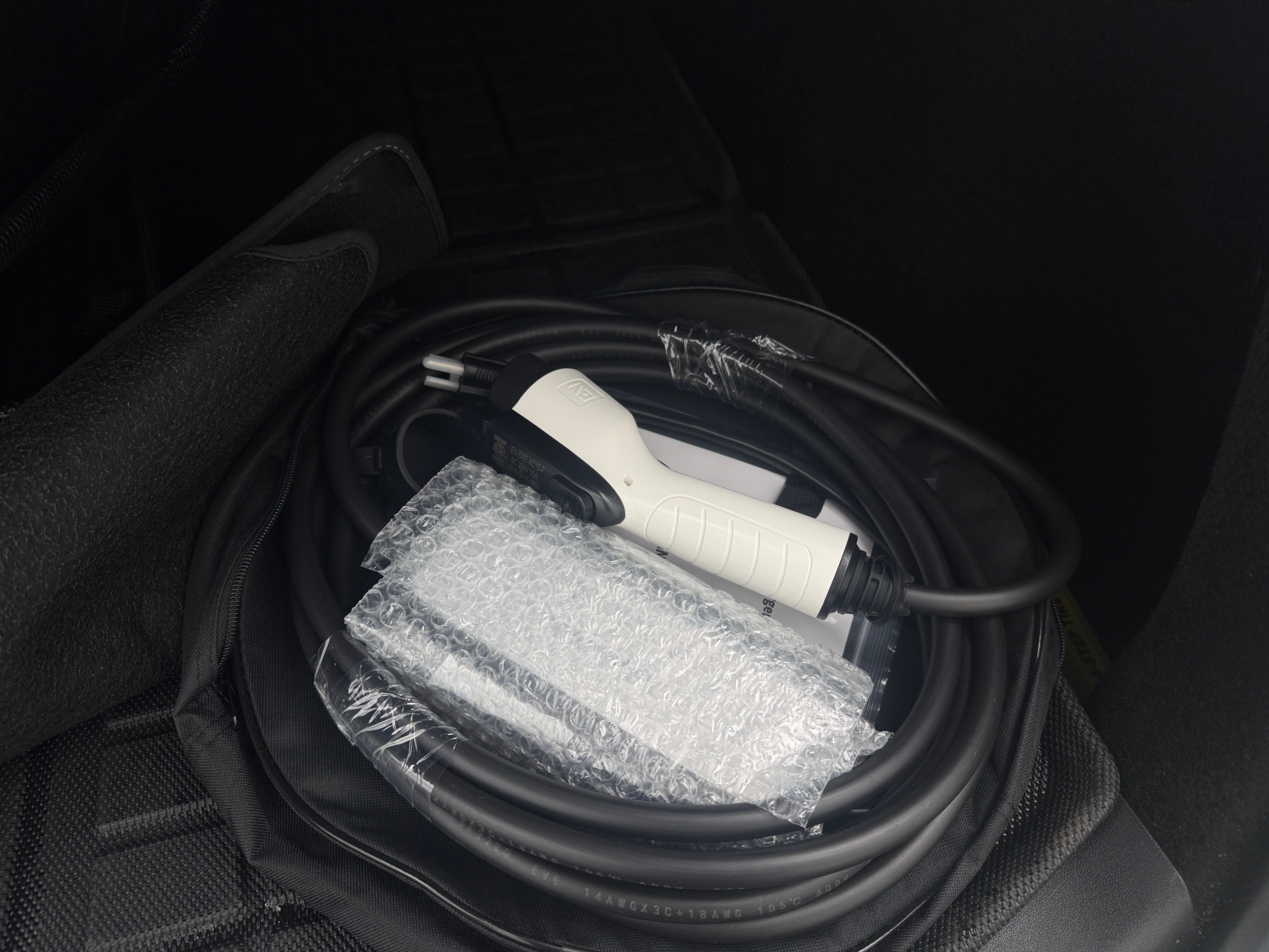 Used 2022 Tesla Model Y Long Range with VIN 7SAYGDEE3NA009701 for sale in Oak Creek, WI