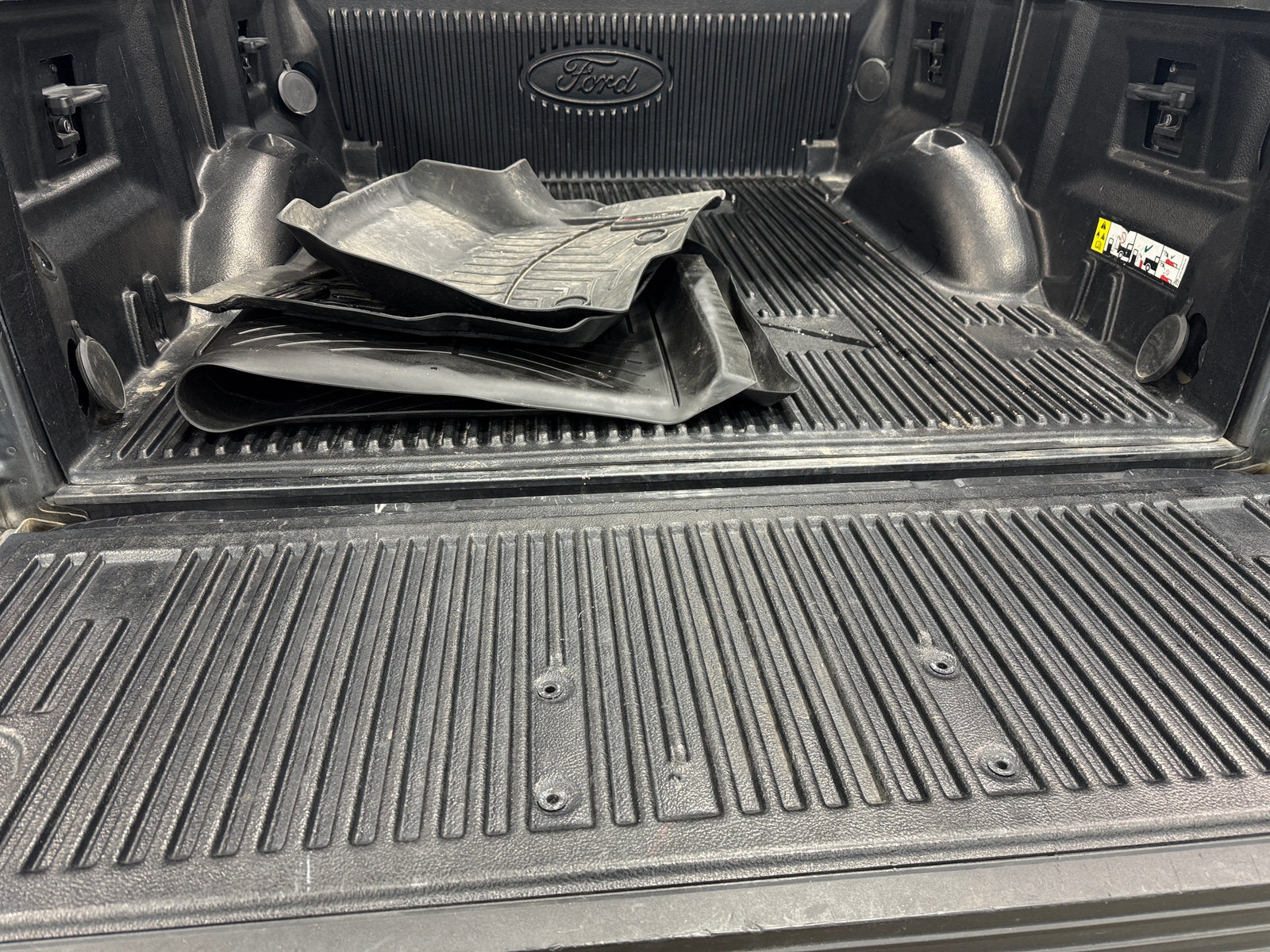 Thumbnail: 2019 Ford Econoline - 7
