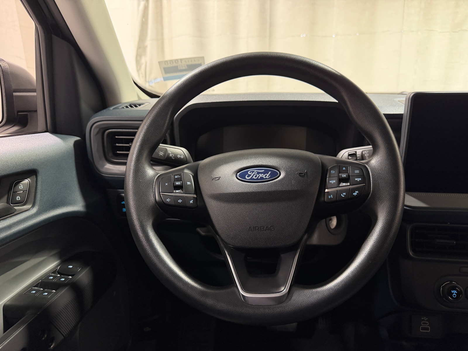 Thumbnail: 2025 Ford Maverick - 5