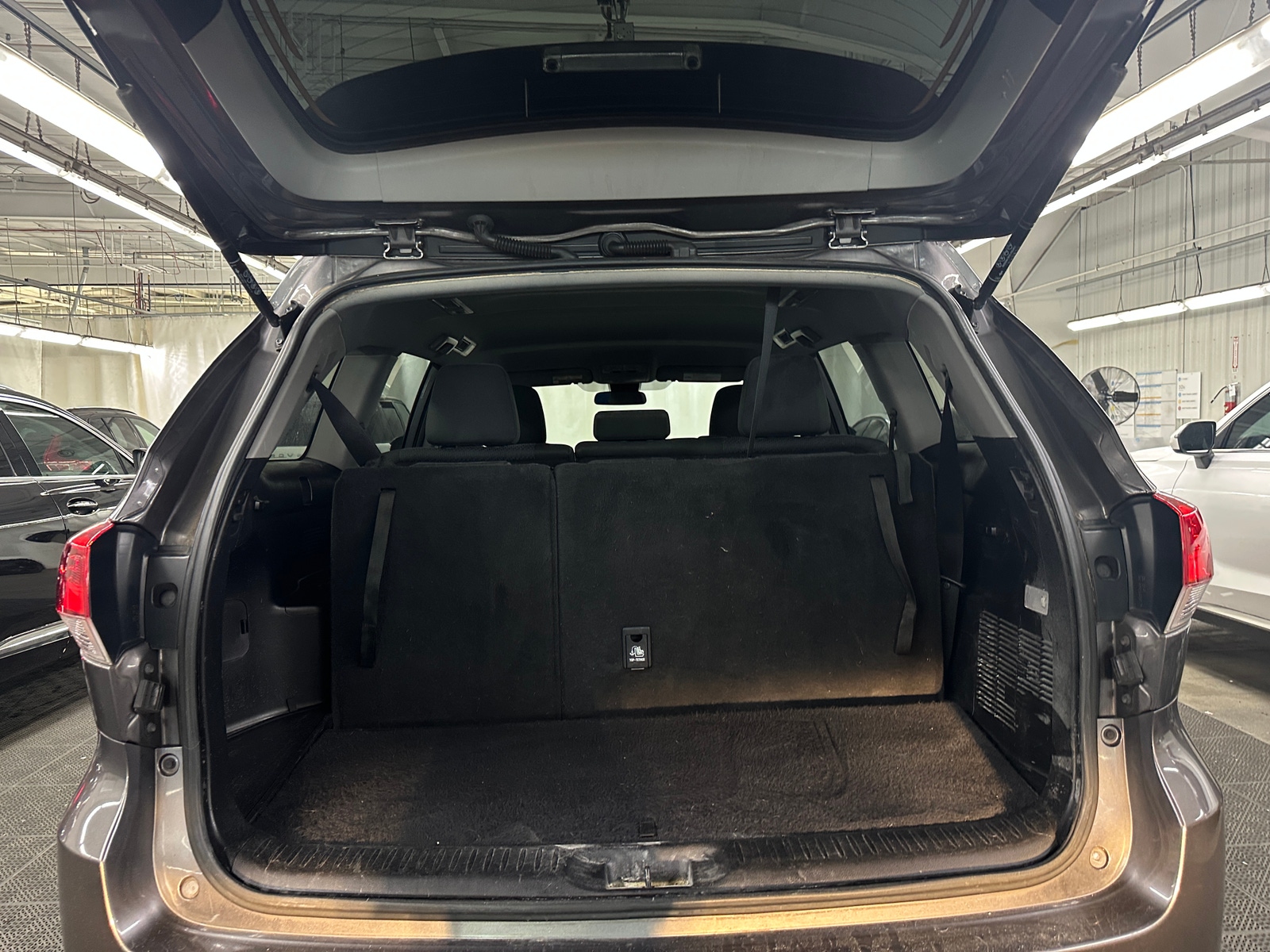 Thumbnail: 2019 Toyota Highlander - 7