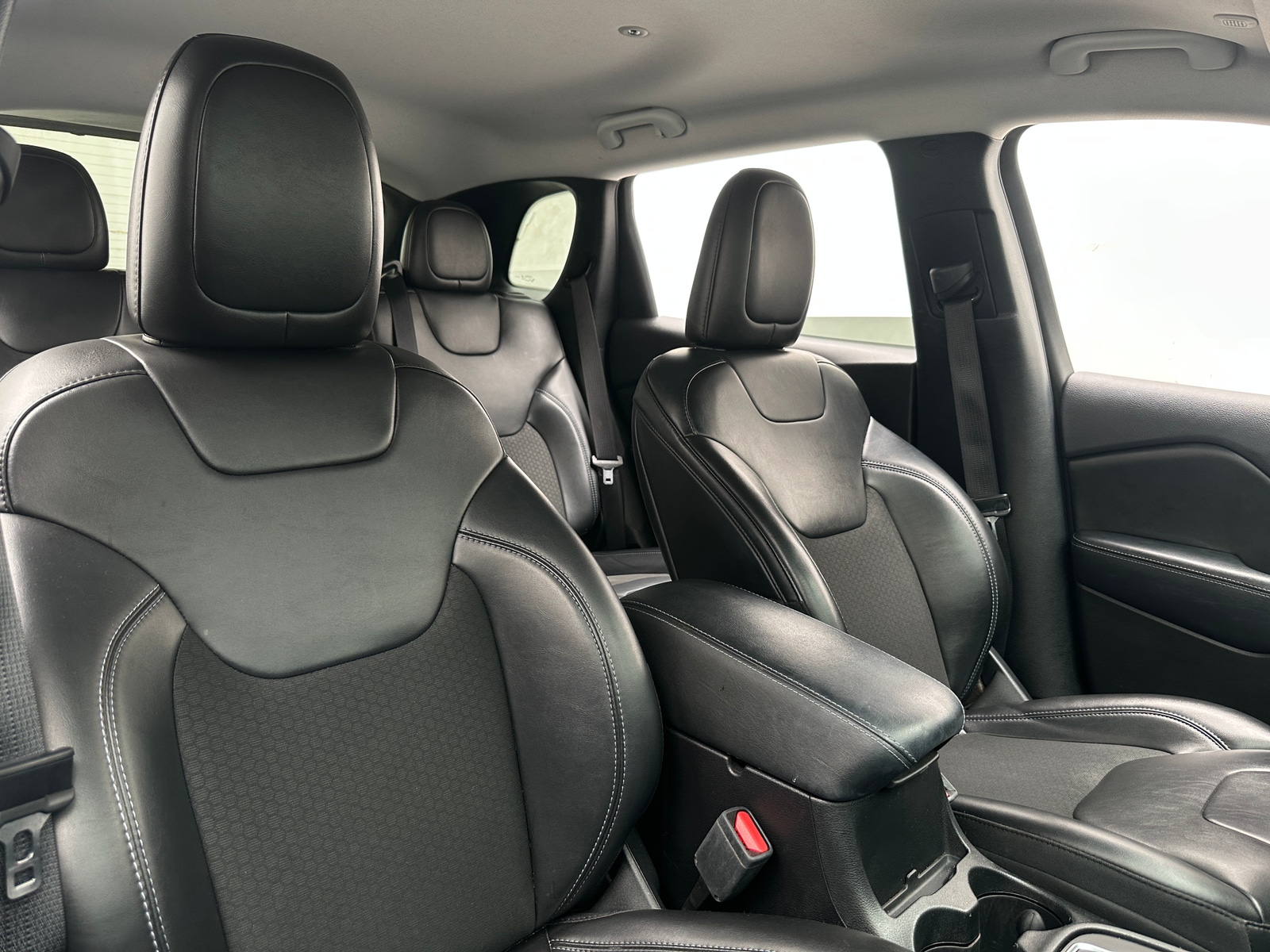 Thumbnail: 2020 Jeep Cherokee - 2