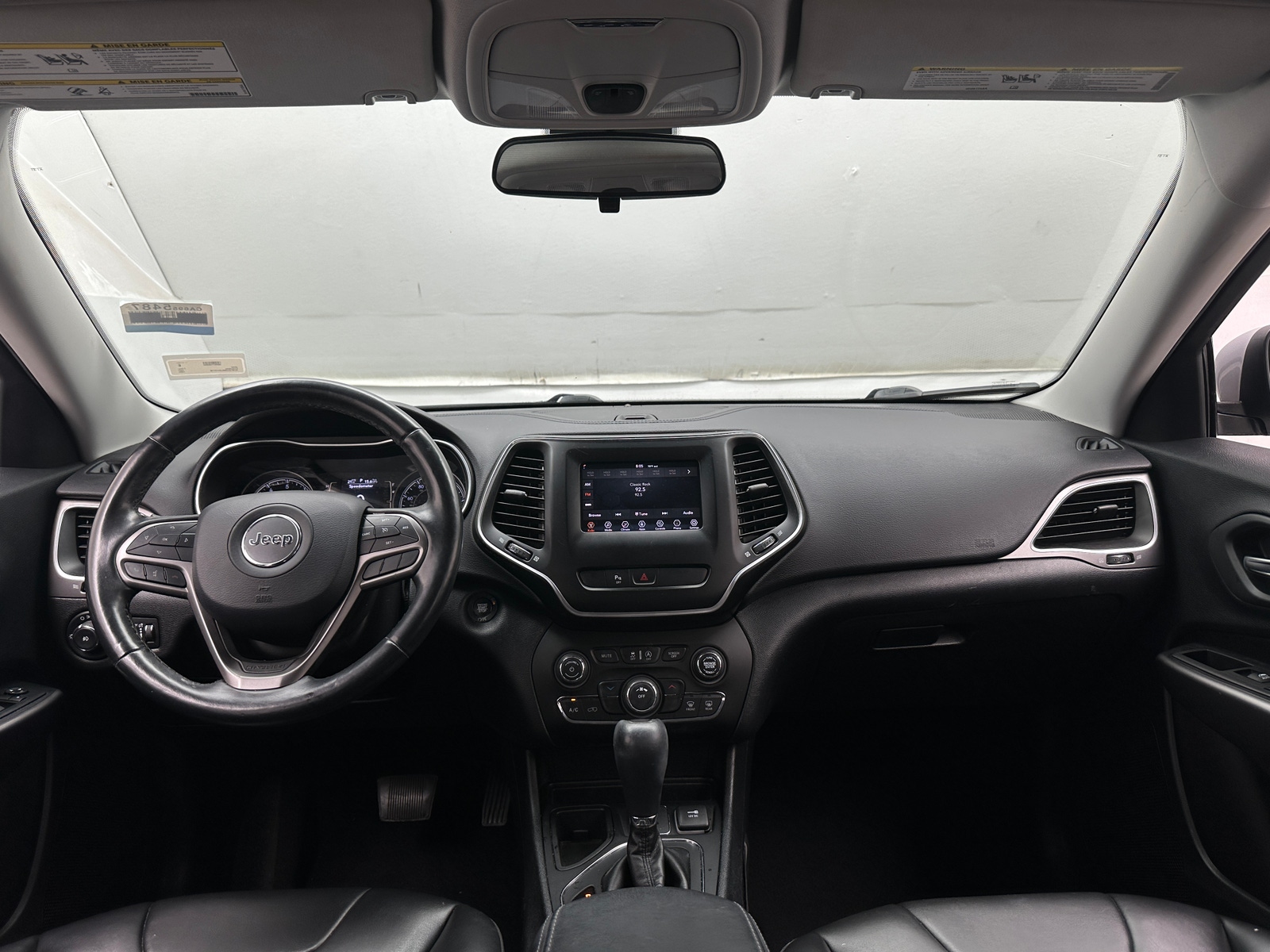 Thumbnail: 2020 Jeep Cherokee - 3