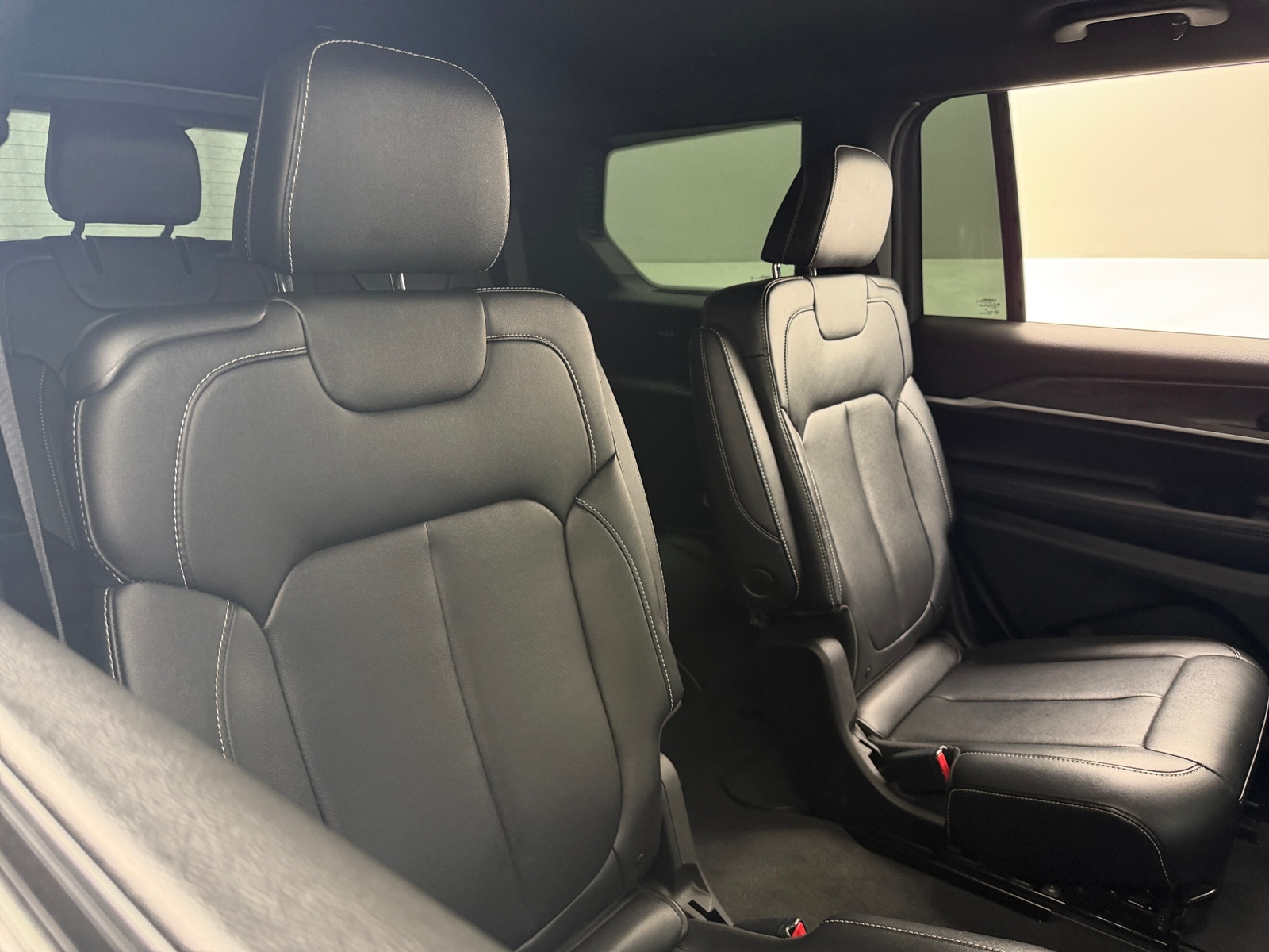 Thumbnail: 2025 Jeep Grand Cherokee L - 5