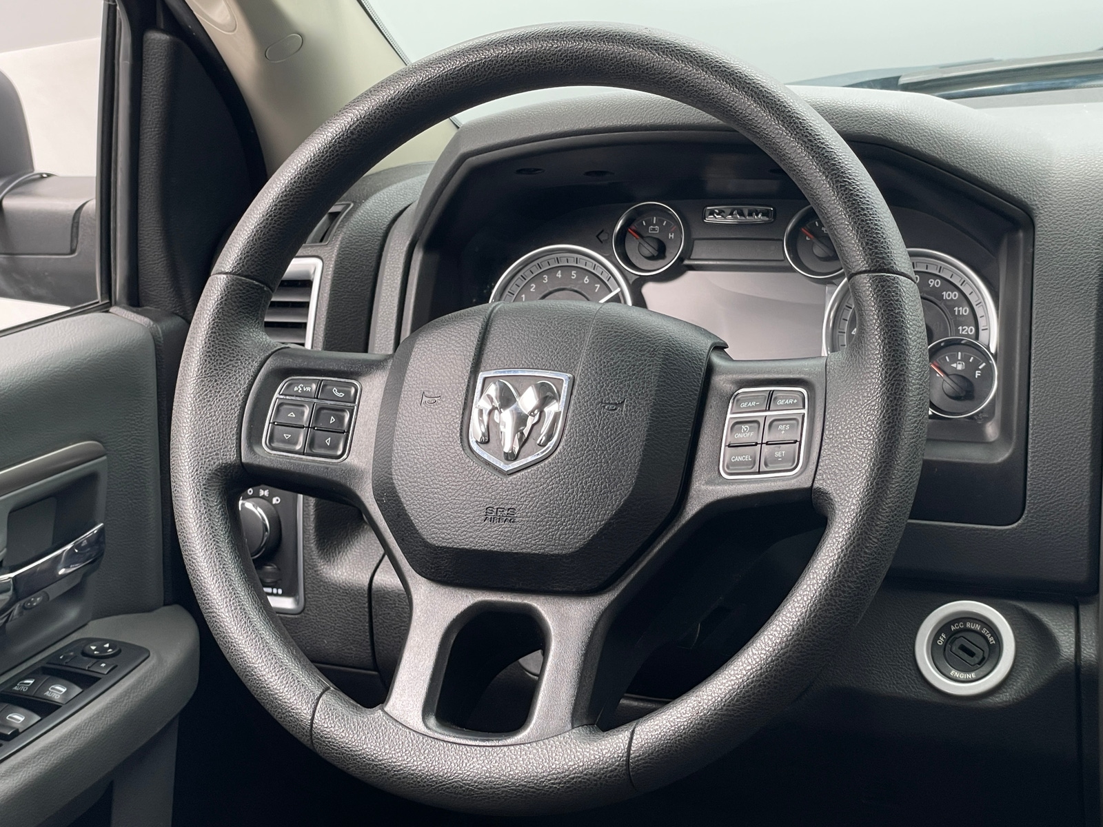 Thumbnail: 2020 RAM 1500 Classic - 5