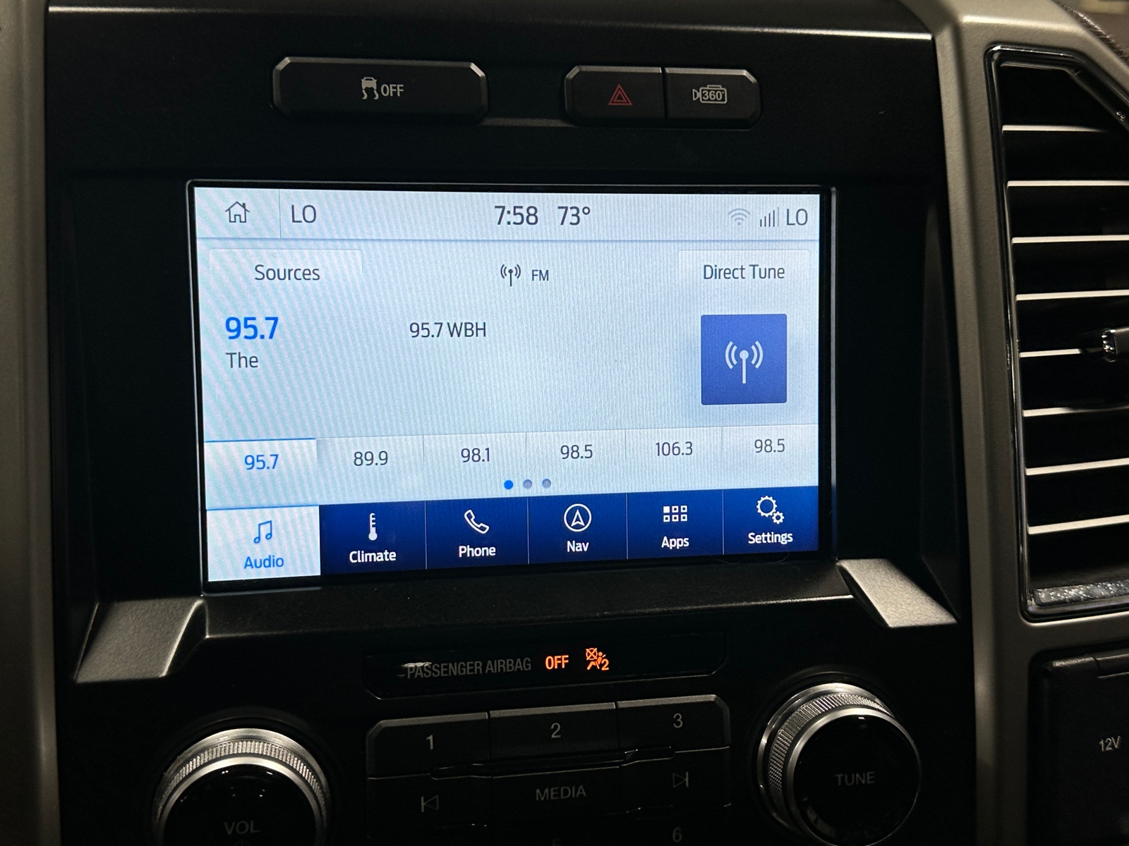 Thumbnail: 2016 Ford Econoline - 3