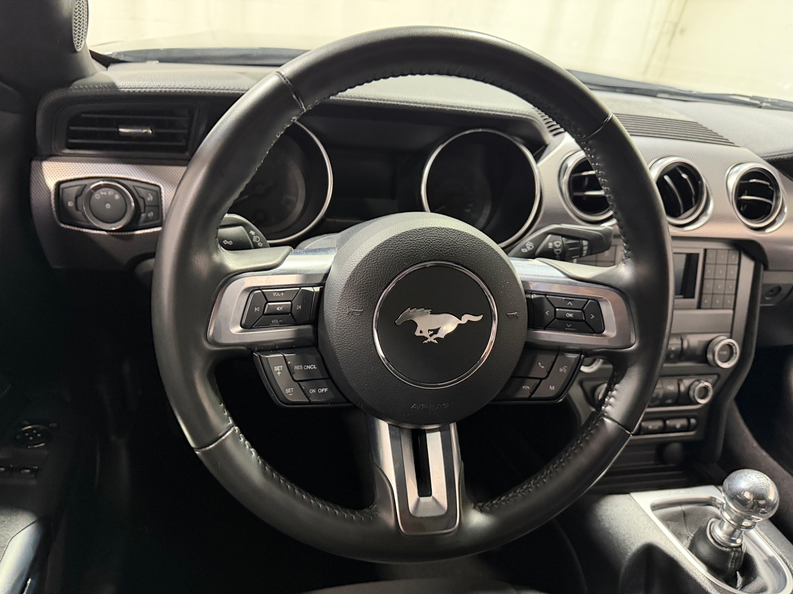 Thumbnail: 2020 Ford Mustang - 4
