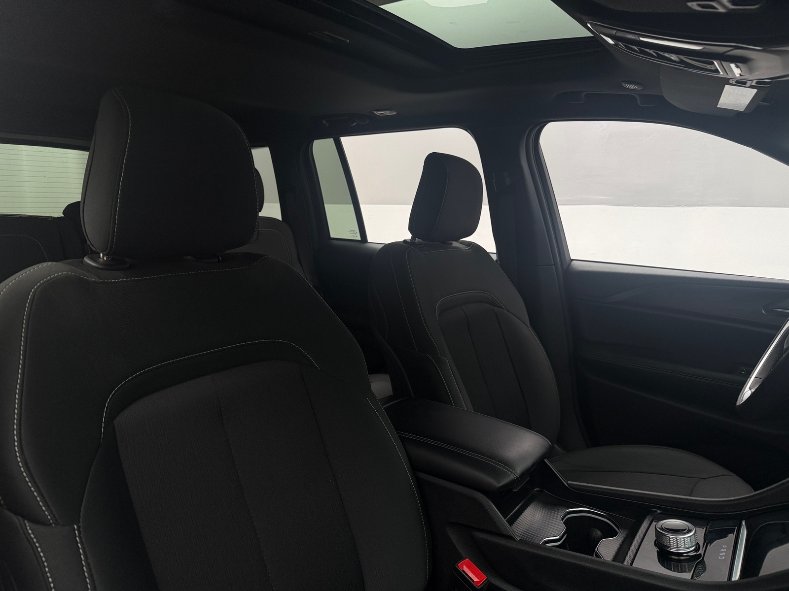 Thumbnail: 2025 Jeep Grand Cherokee - 2