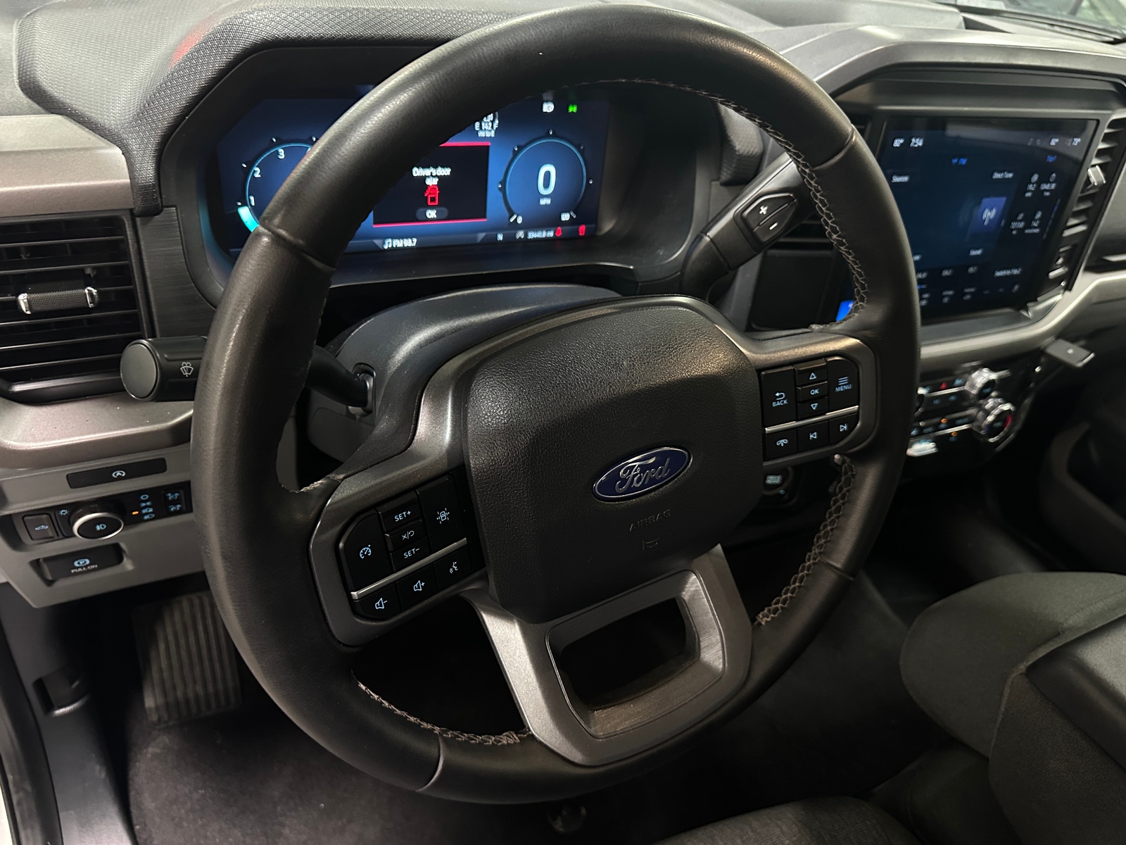 Thumbnail: 2025 Ford Econoline - 5